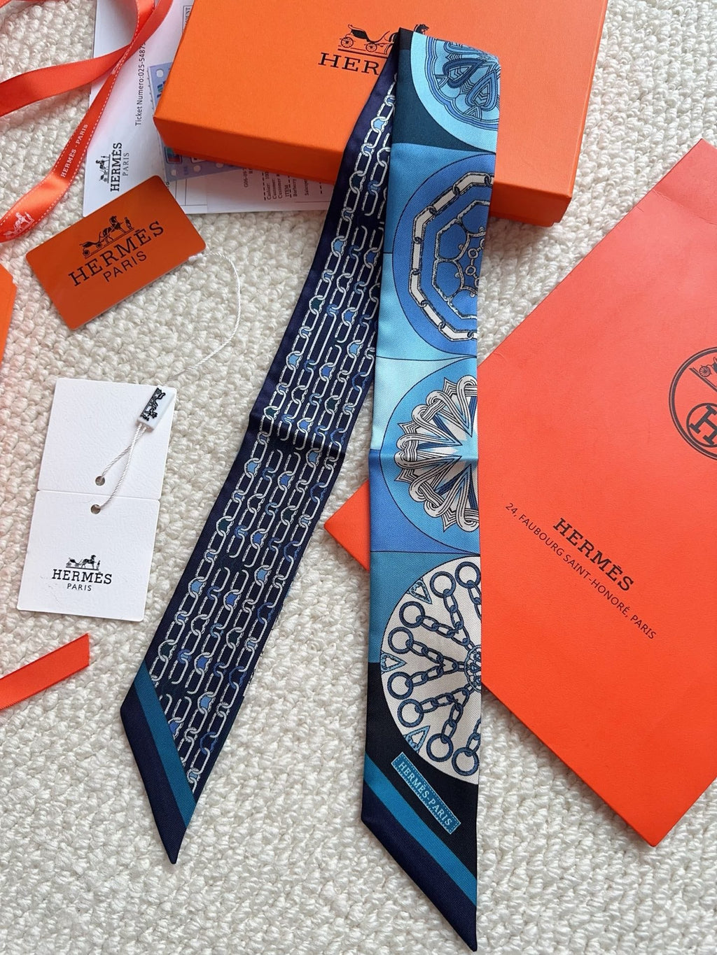 HERMES 26S SCARF 86 IN SILK 309604