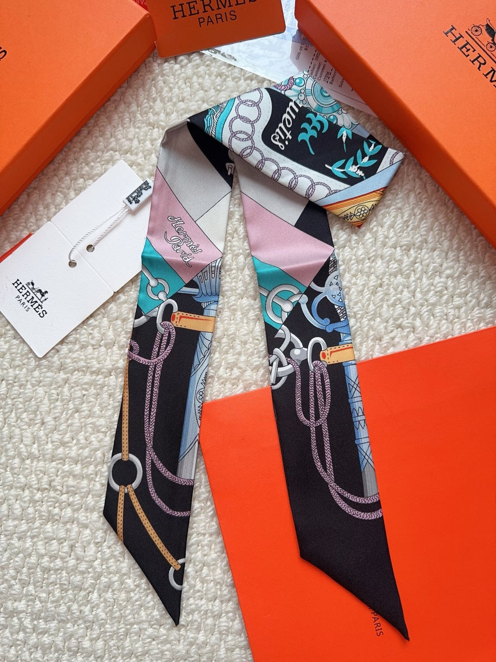 HERMES 26S SCARF 86 IN SILK 309643