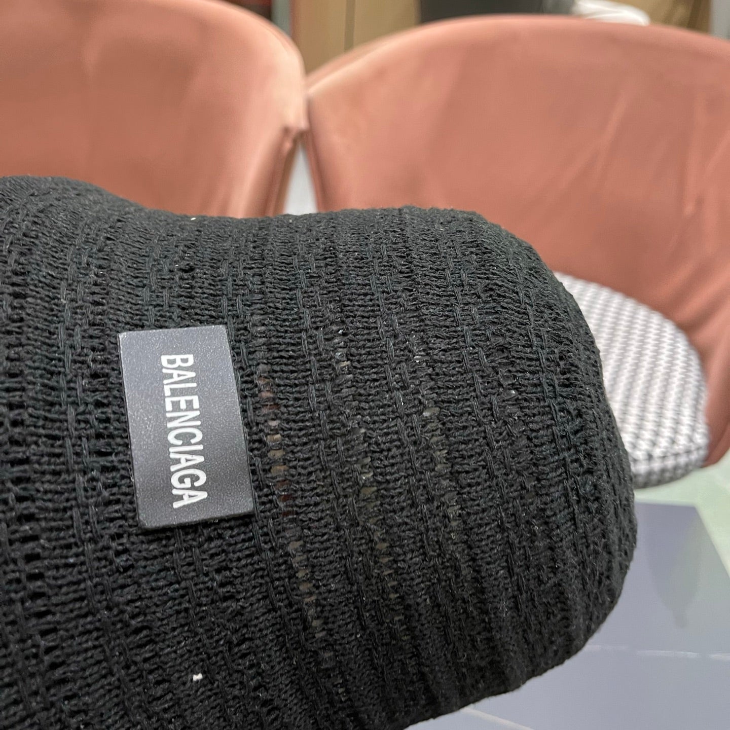 BALENCIAGA 26S BUCKET HAT STYLE 73