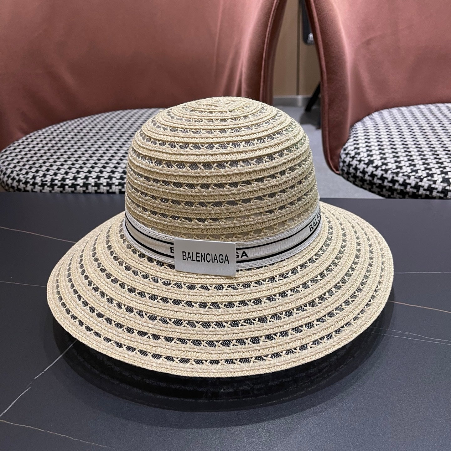 BALENCIAGA 26S WIDE-BRIMMED HAT STYLE 78
