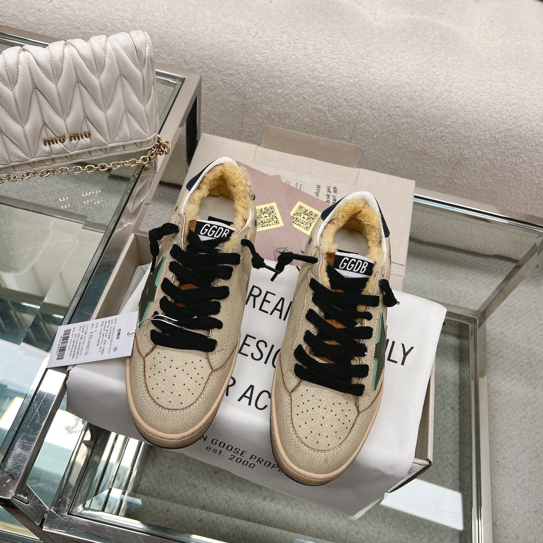 BALL STAR SNEAKERS IN RODEO DUST BEIGE CALFSKIN WITH GREEN STAR BLUE HEEL TAB