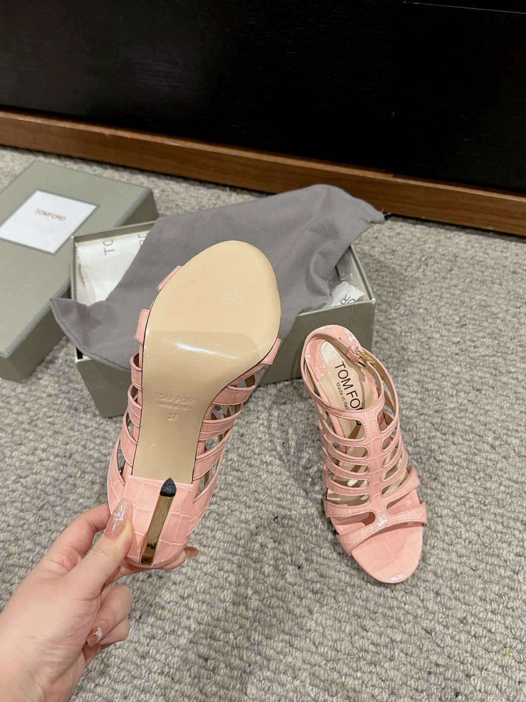 HIGH SANDAL 10 CM IN LIGHT PINK CALFSKIN