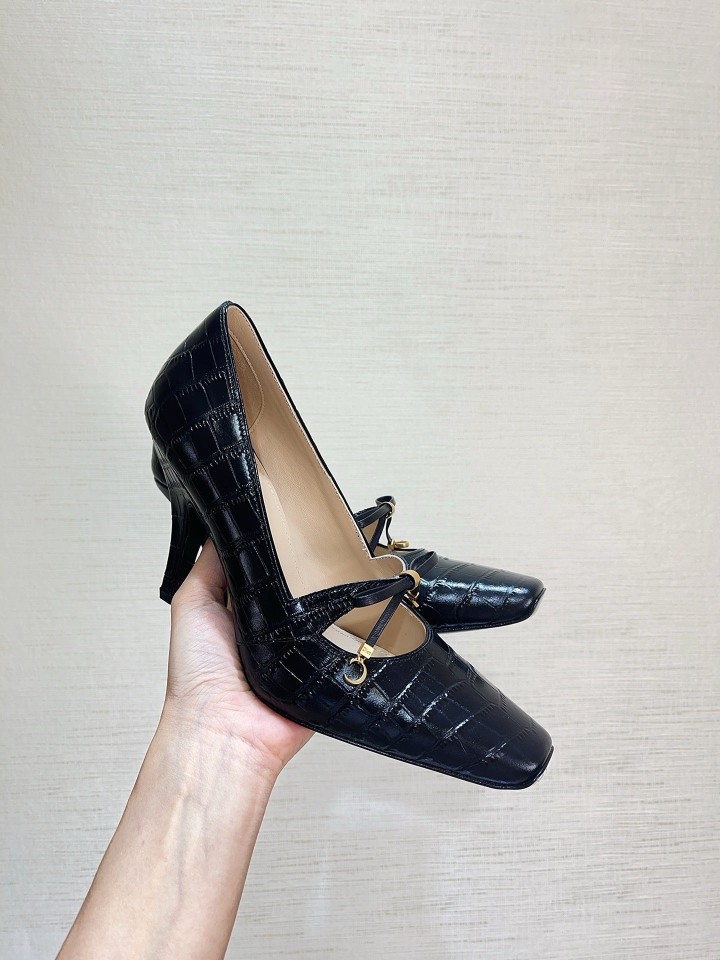 DIOR 26S HIGH HEELS IN BLACK CROC-EMBOSSED CALFSKIN WITH CHARMS