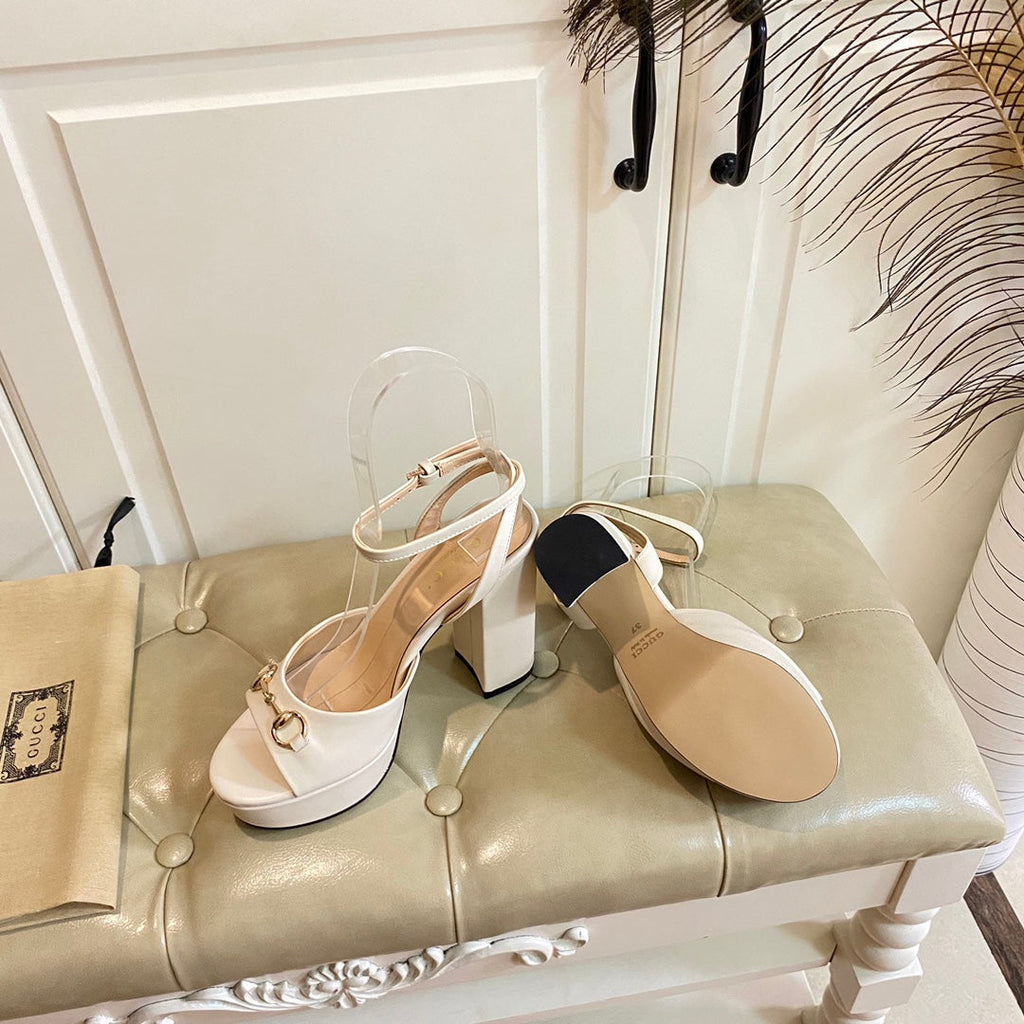 GG HORSEBIT PLATFORM SANDAL IN WHITE SHEEPSKIN