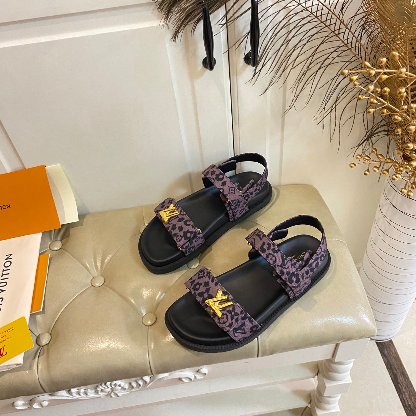 LV 26S SANDALS IN DARK PURPLE CANVAS