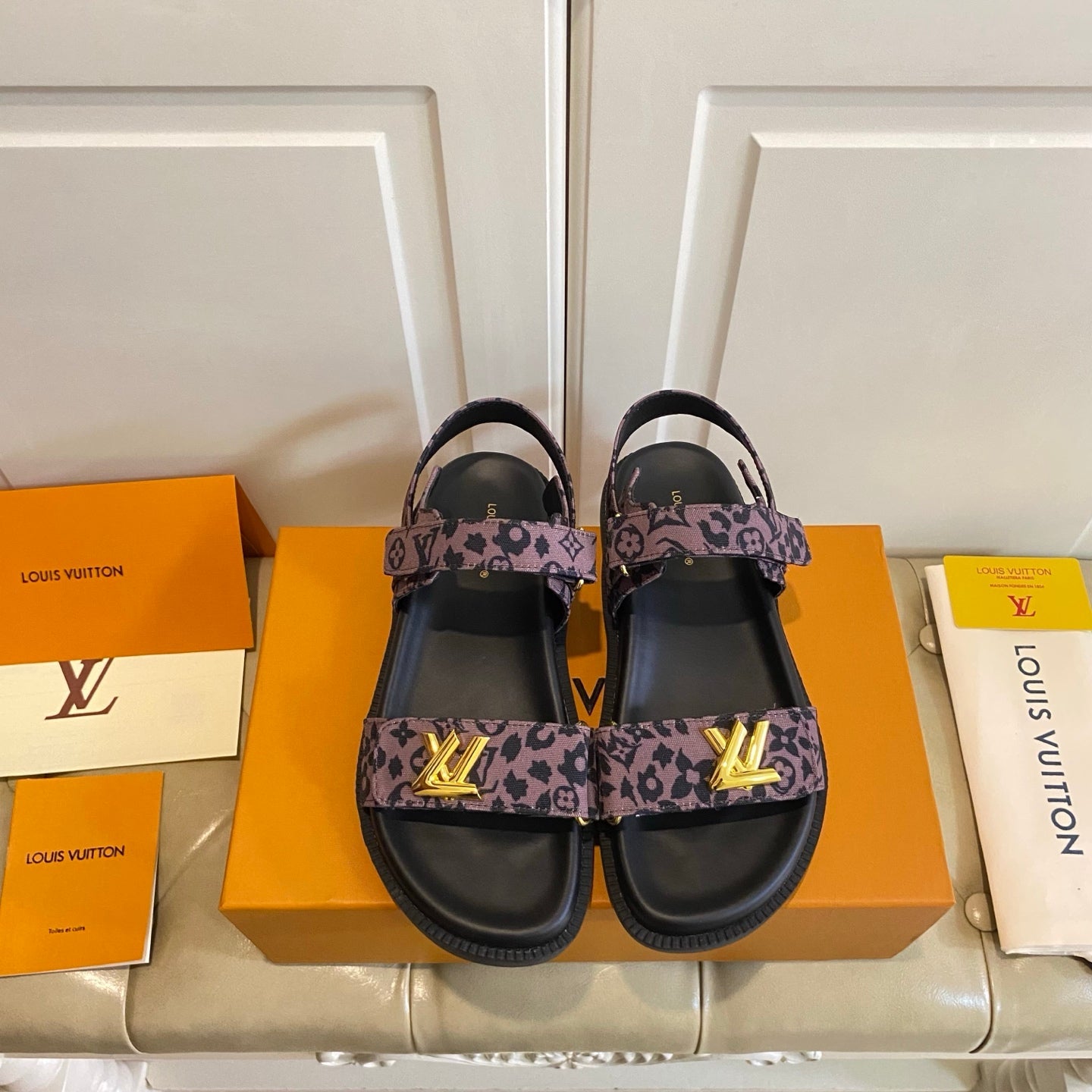 LV 26S SANDALS IN DARK PURPLE CANVAS