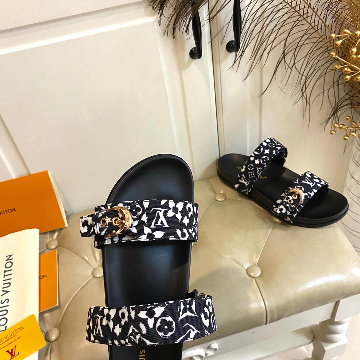 LV 26S DOUBLE-STRAP PILLOW MULES IN WHITE AND BLACK CANVAS