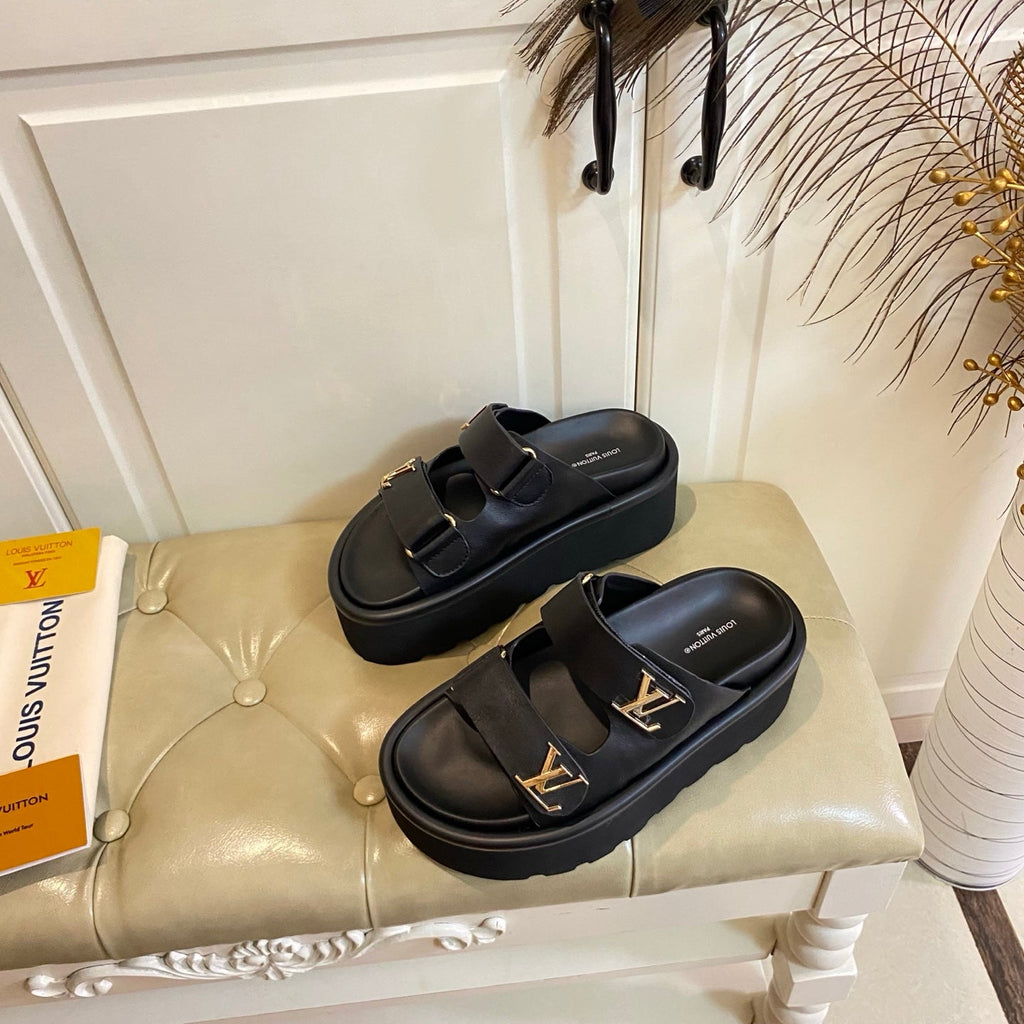 LV 26S WEDGE SLIDES 45 MM IN BLACK CALFSKIN