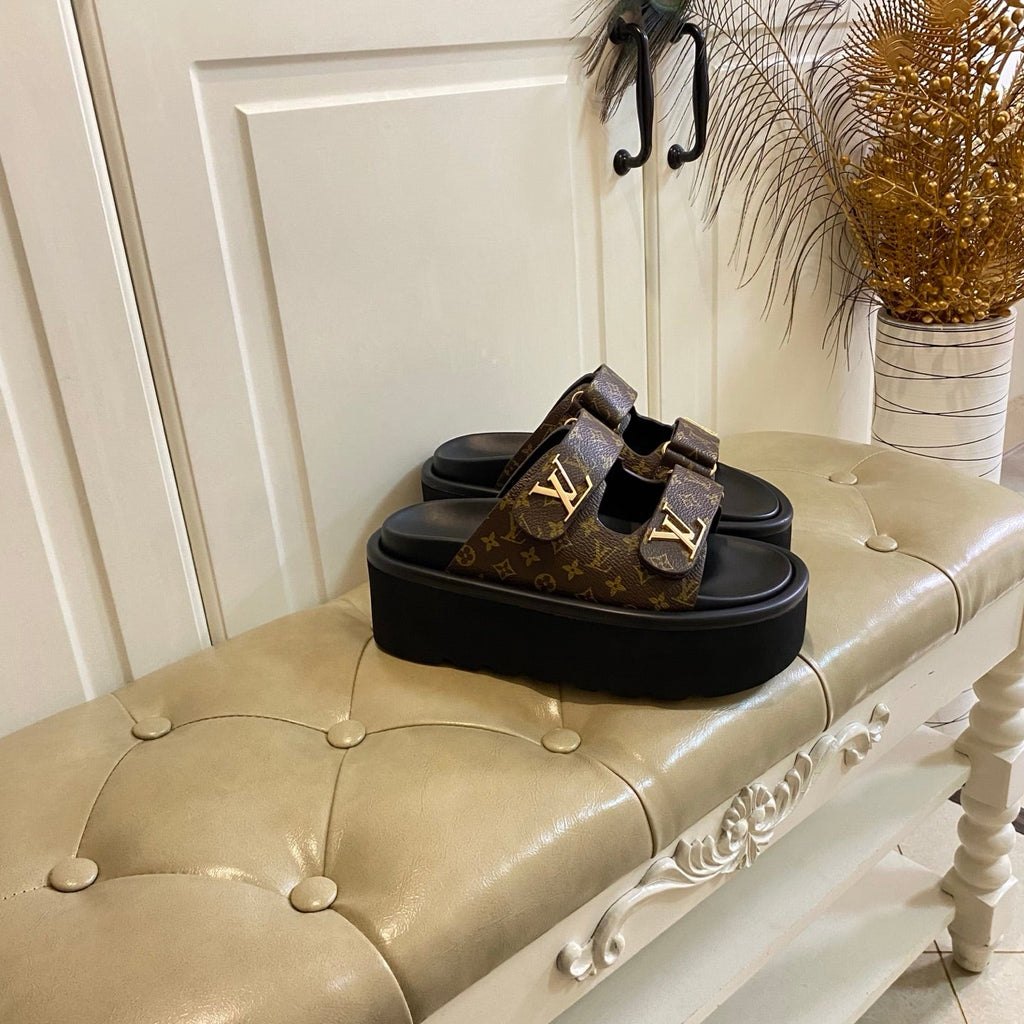 LV 26S WEDGE SLIDES 45 MM IN DARK BROWN MONOGRAM COATED CANVAS