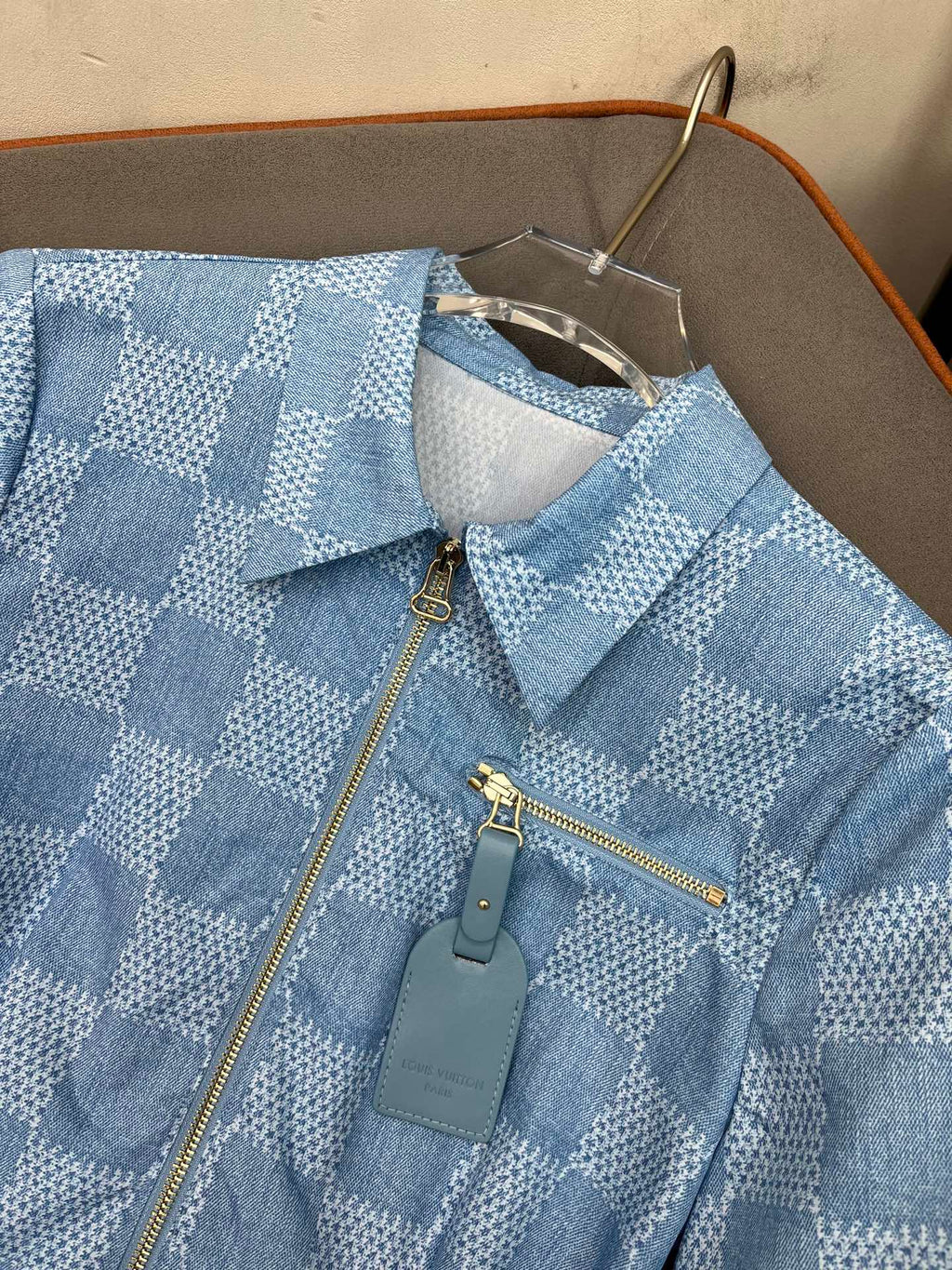 LV DRESS PLEATED HEM 25IN POLYESTER 266634
