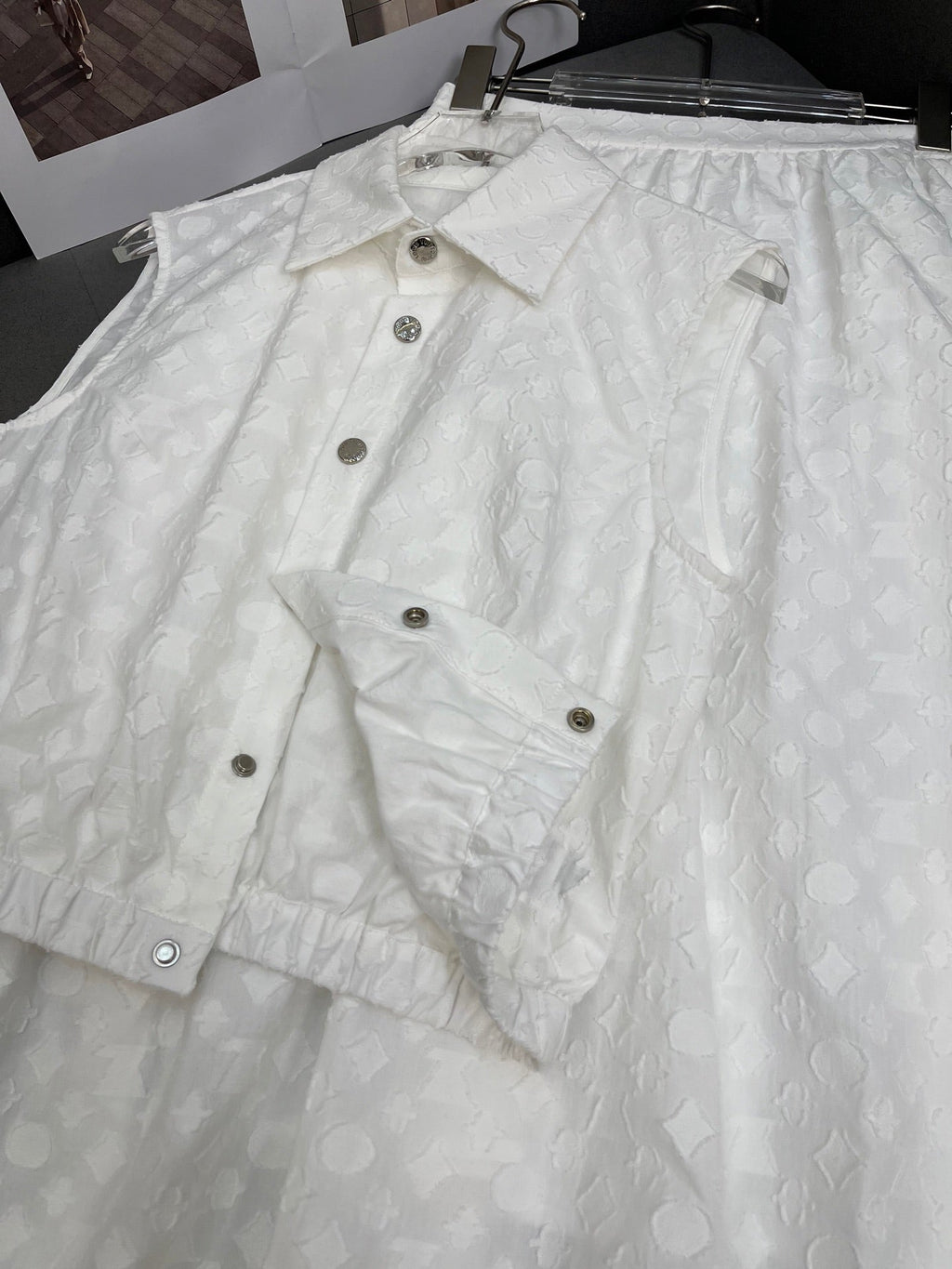 LAPEL VEST JACQUARD MONOPOLY WHITE 266718