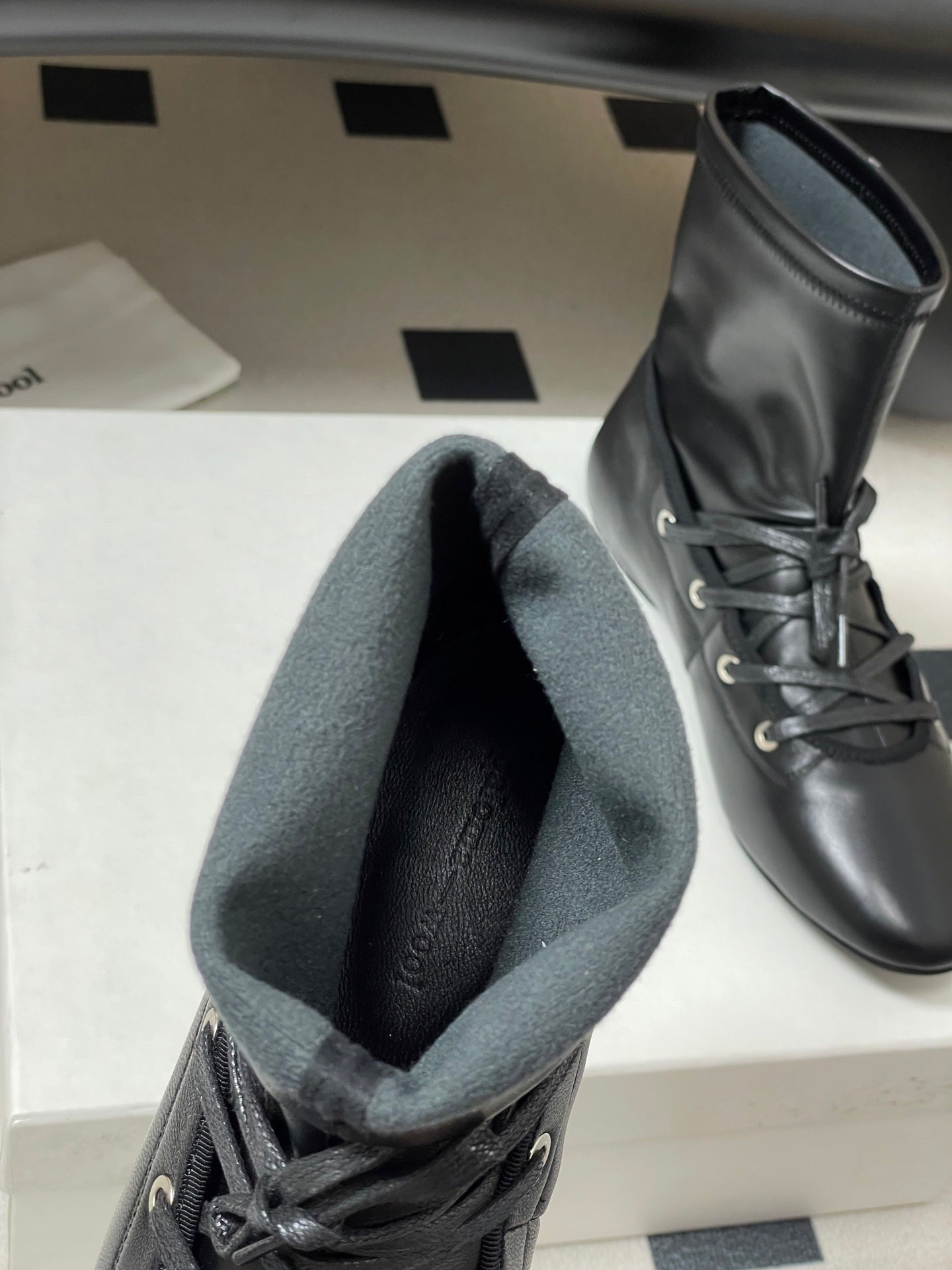 ALO 25S PALOMA WOOL FLAT ANKLE BOOTS IN BLACK LAMBSKIN