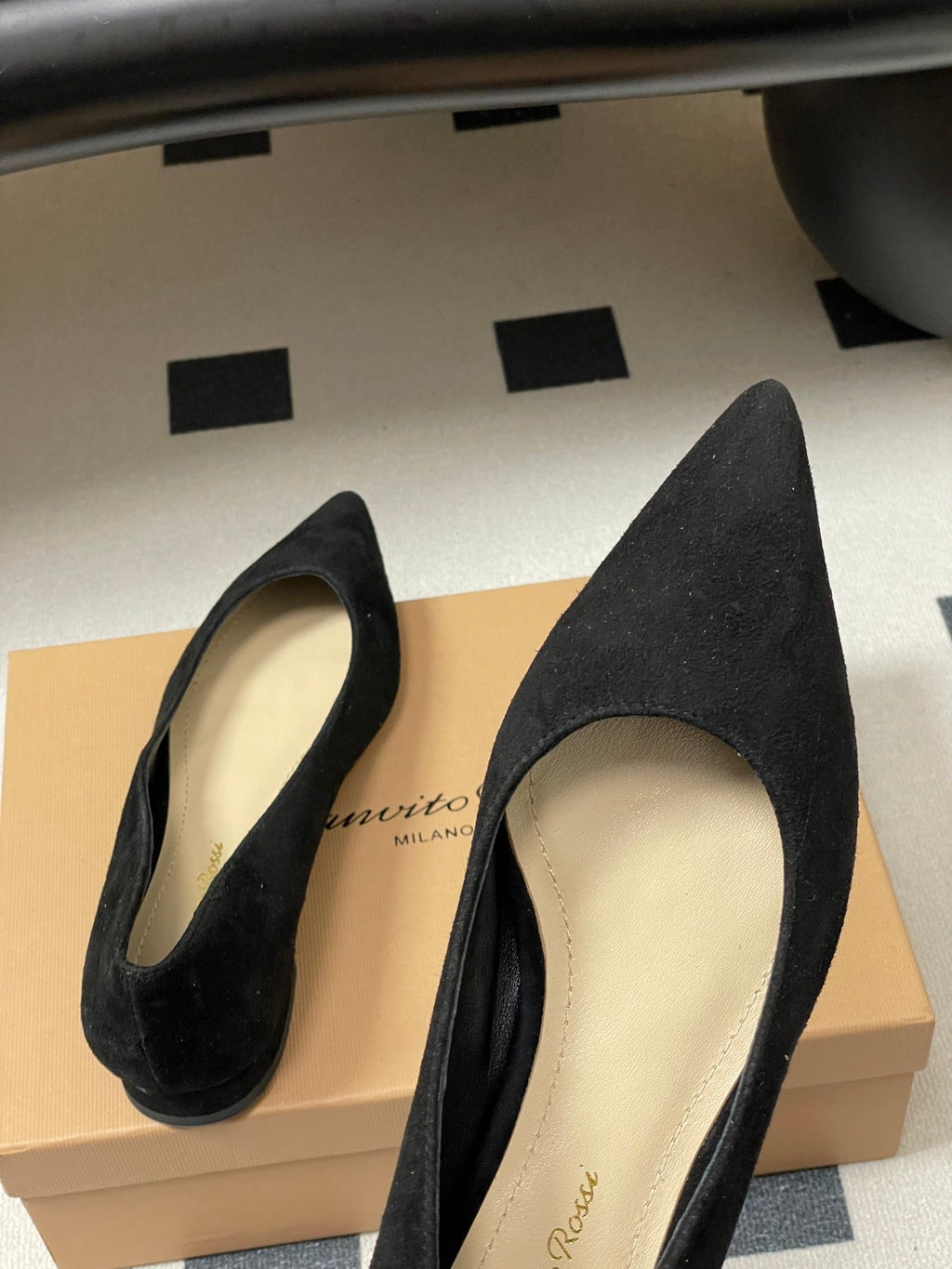 GIANVITO ROSSI 26S FLATS IN BLACK SUEDE