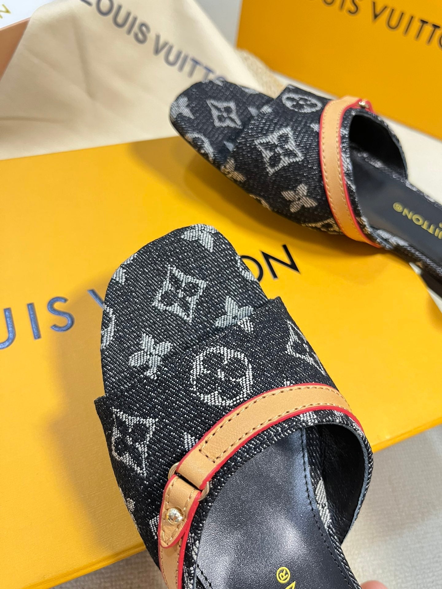 LV 26S ANKLE STRAP FLATS IN BLACK MONOGRAM DENIM