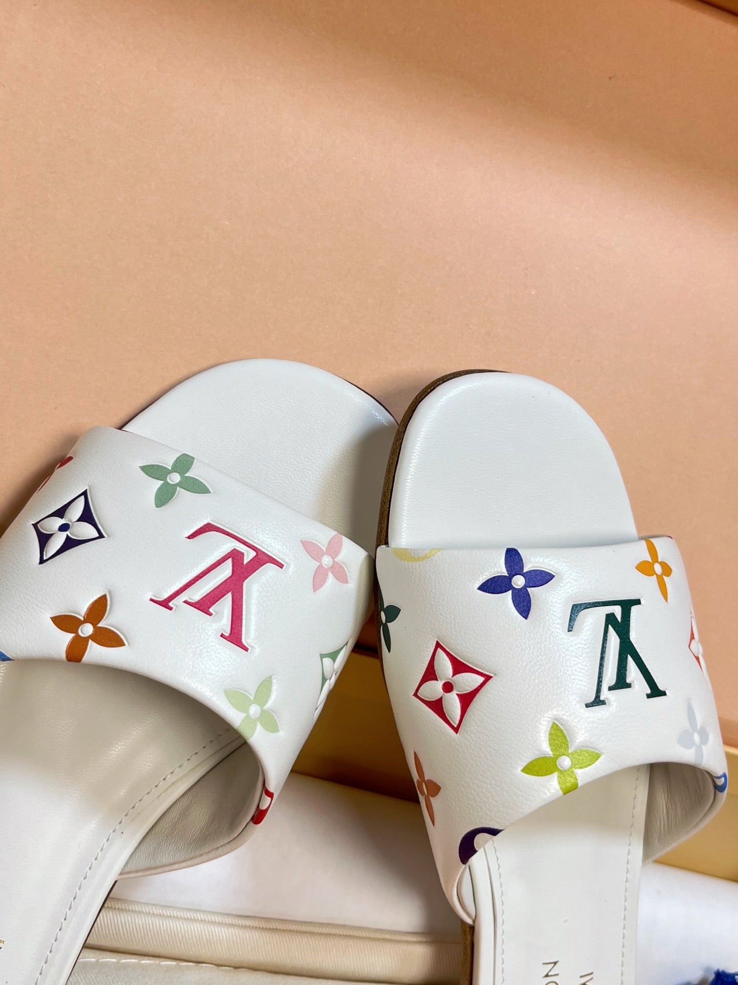 LV 26S FLAT MULES IN CREAM WHITE MULTICOLOR MONOGRAM CALFSKIN