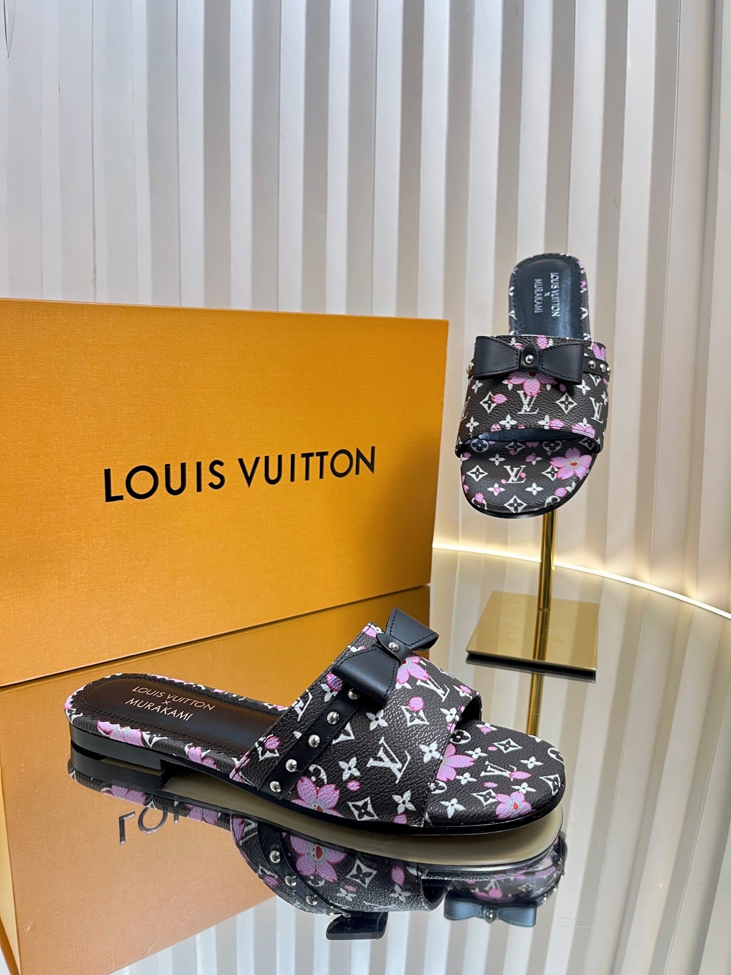LV 26S FLAT MULES IN BLACK CALFSKIN CHERRY BLOSSOM MONOGRAM WITH BOW