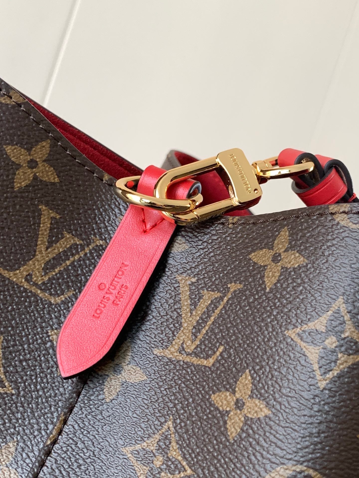 LV 26S GASTON BAG 26 IN BROWN MONOGRAM CANVAS STYLE 2