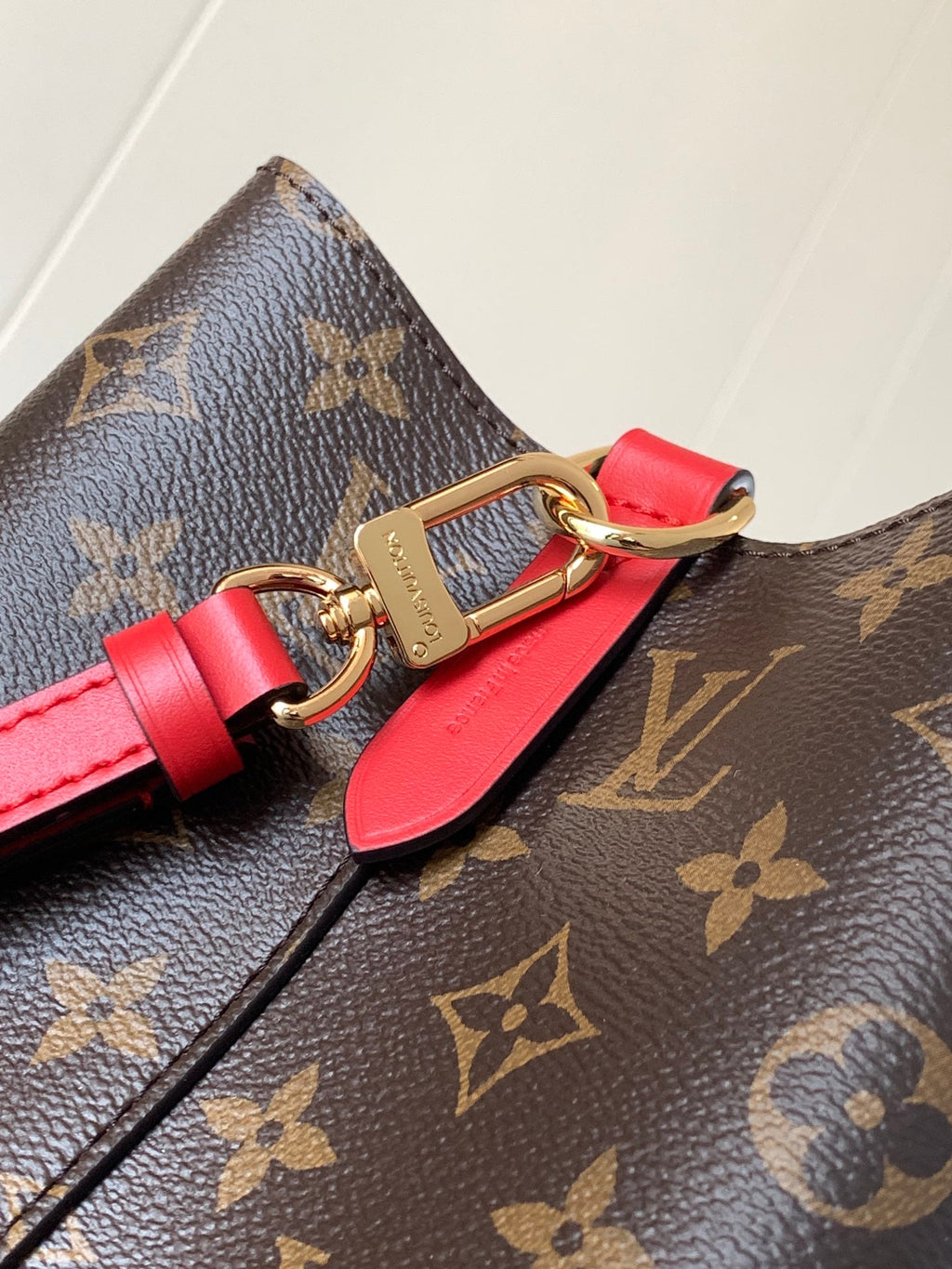LV 26S GASTON BAG 26 IN BROWN MONOGRAM CANVAS STYLE 2