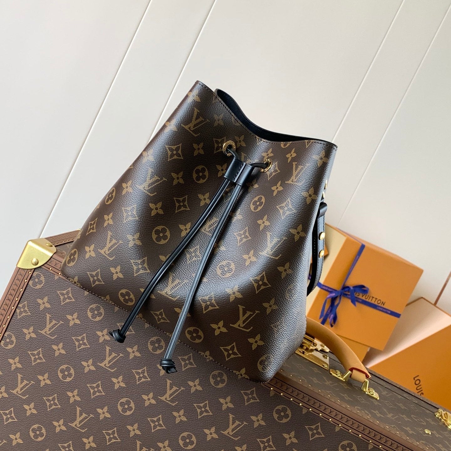 LV 26S GASTON BAG 26 IN BROWN MONOGRAM CANVAS STYLE 3