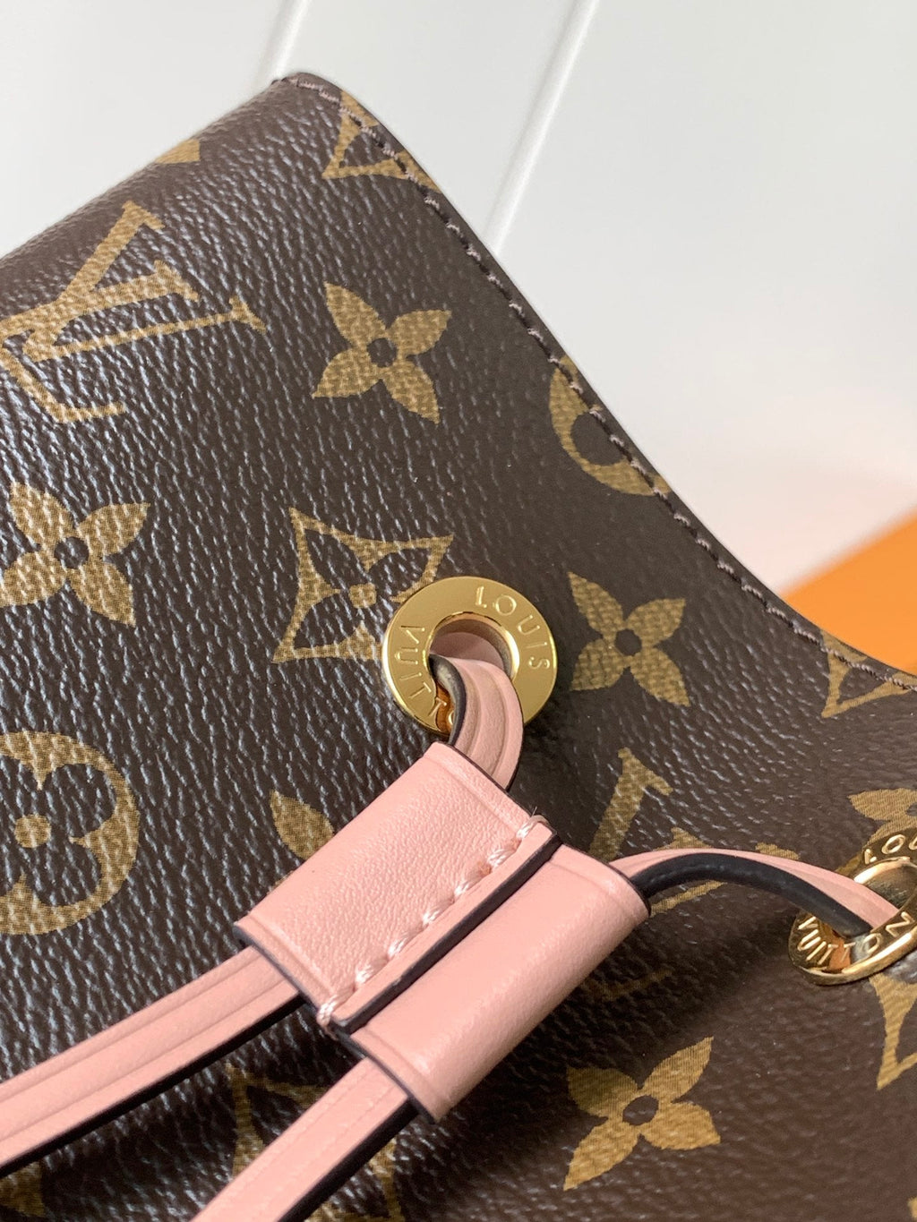 LV 26S GASTON BAG 26 IN BROWN MONOGRAM CANVAS STYLE 4