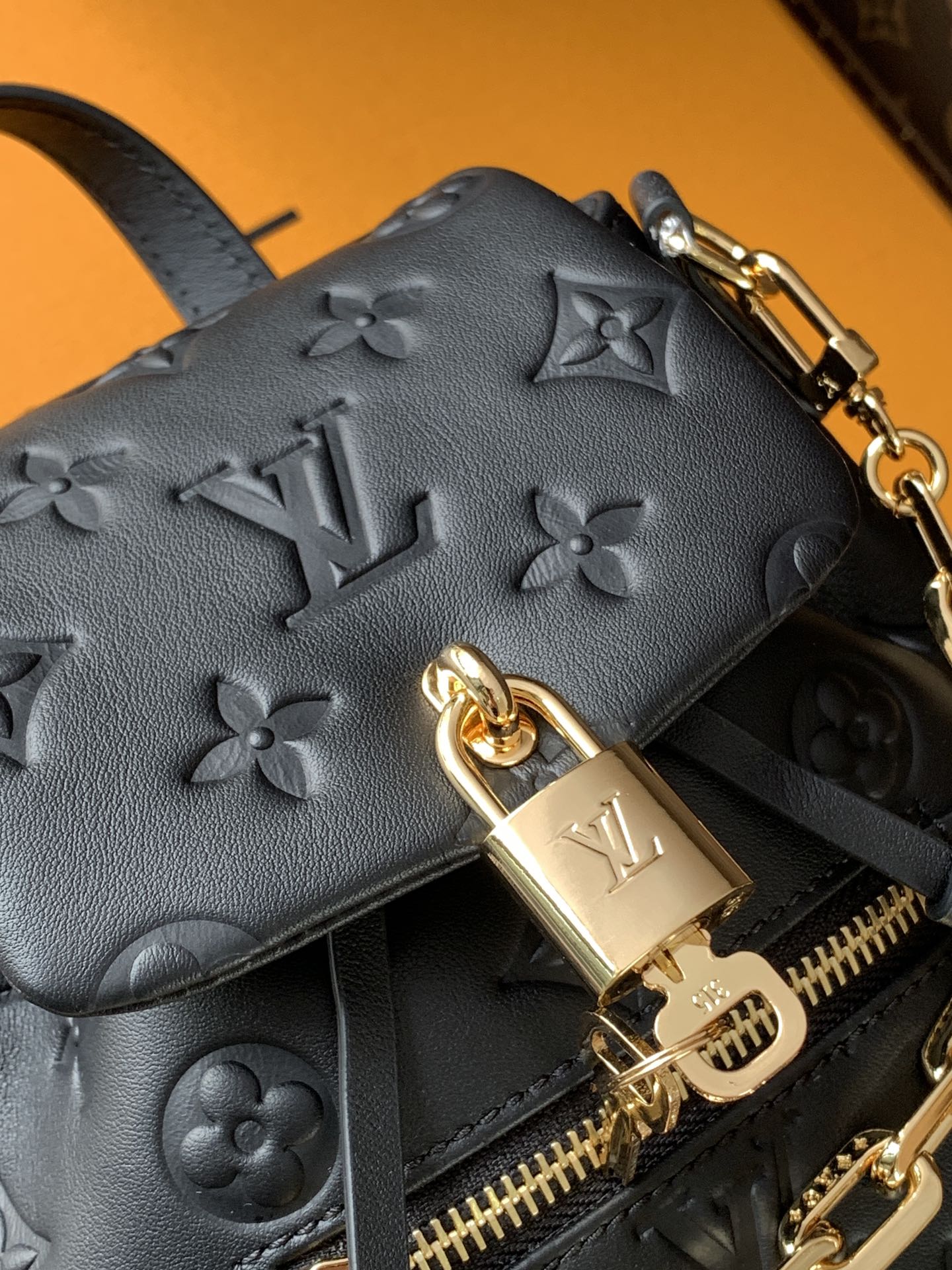 LV COUSSIN BACKPACK CRAFTED FROM 20 IN BLACK MONOGRAM CALFSKIN