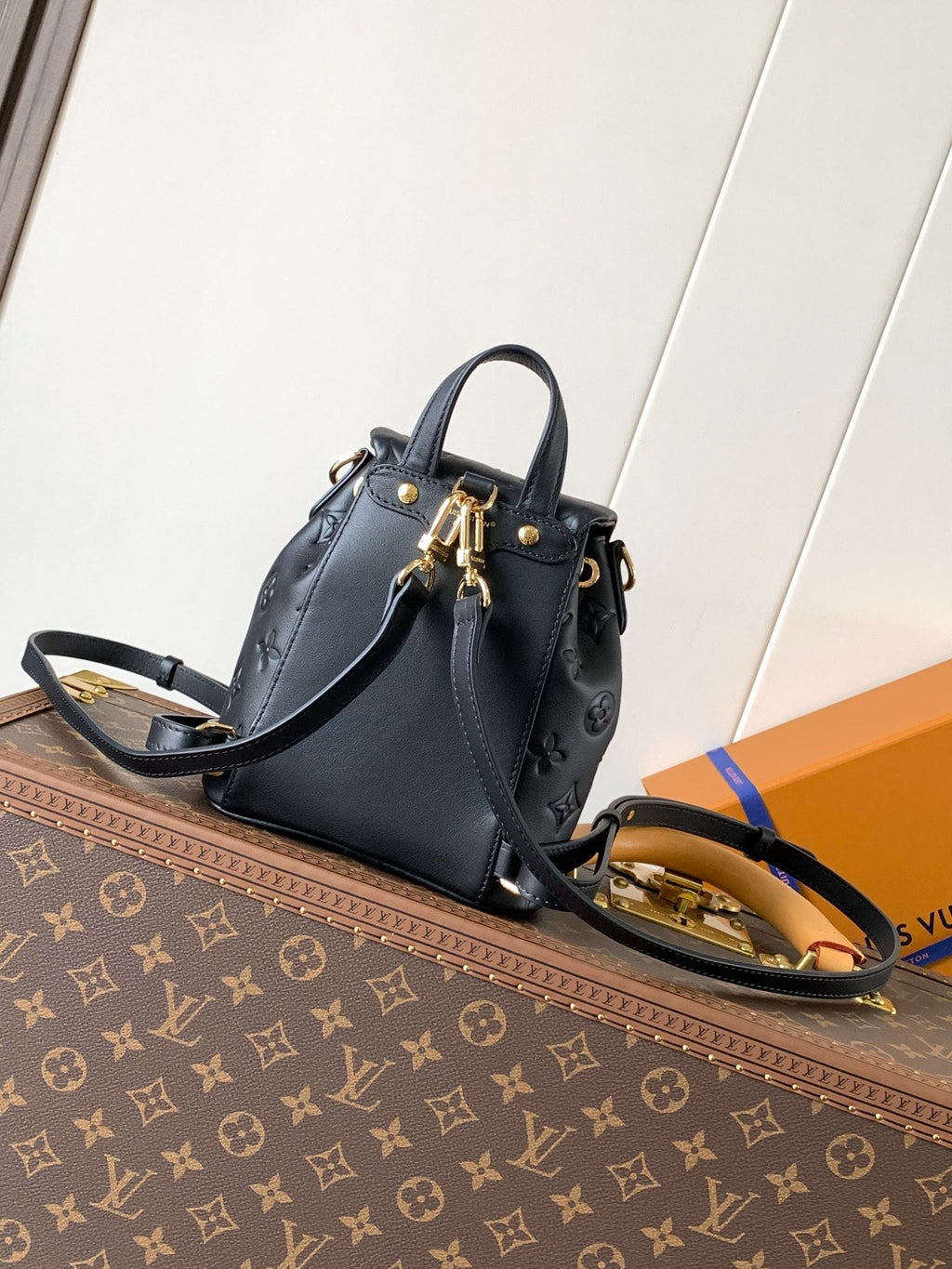 LV COUSSIN BACKPACK CRAFTED FROM 20 IN BLACK MONOGRAM CALFSKIN