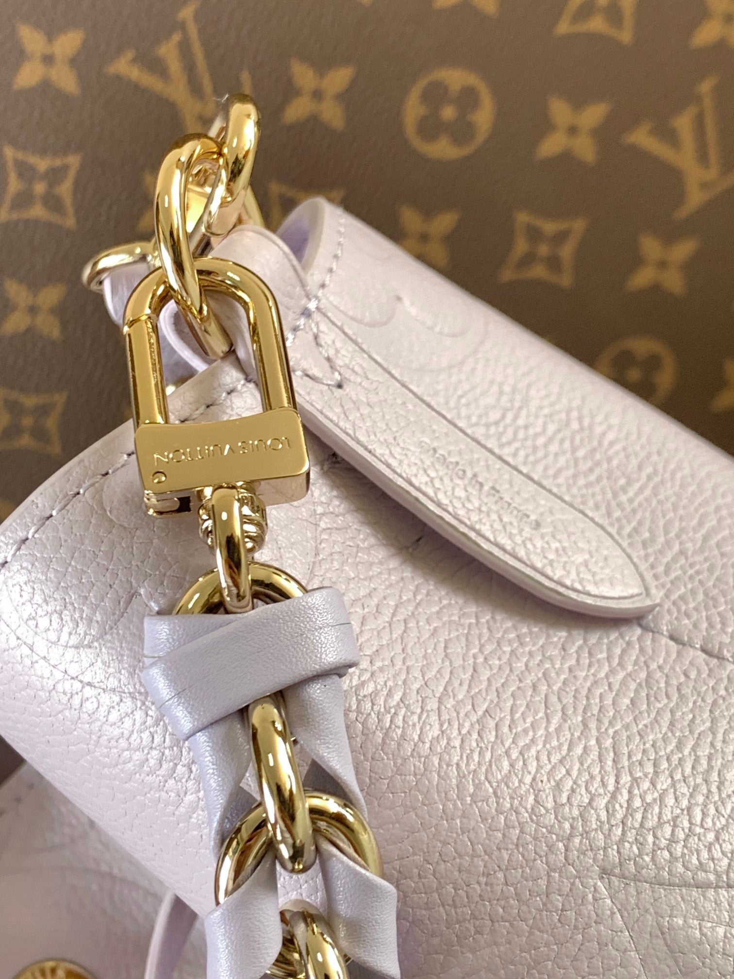 LV 25S NÉONOÉ BB 20 IN MISTY PURPLE CALFSKIN GOLD HARDWARE