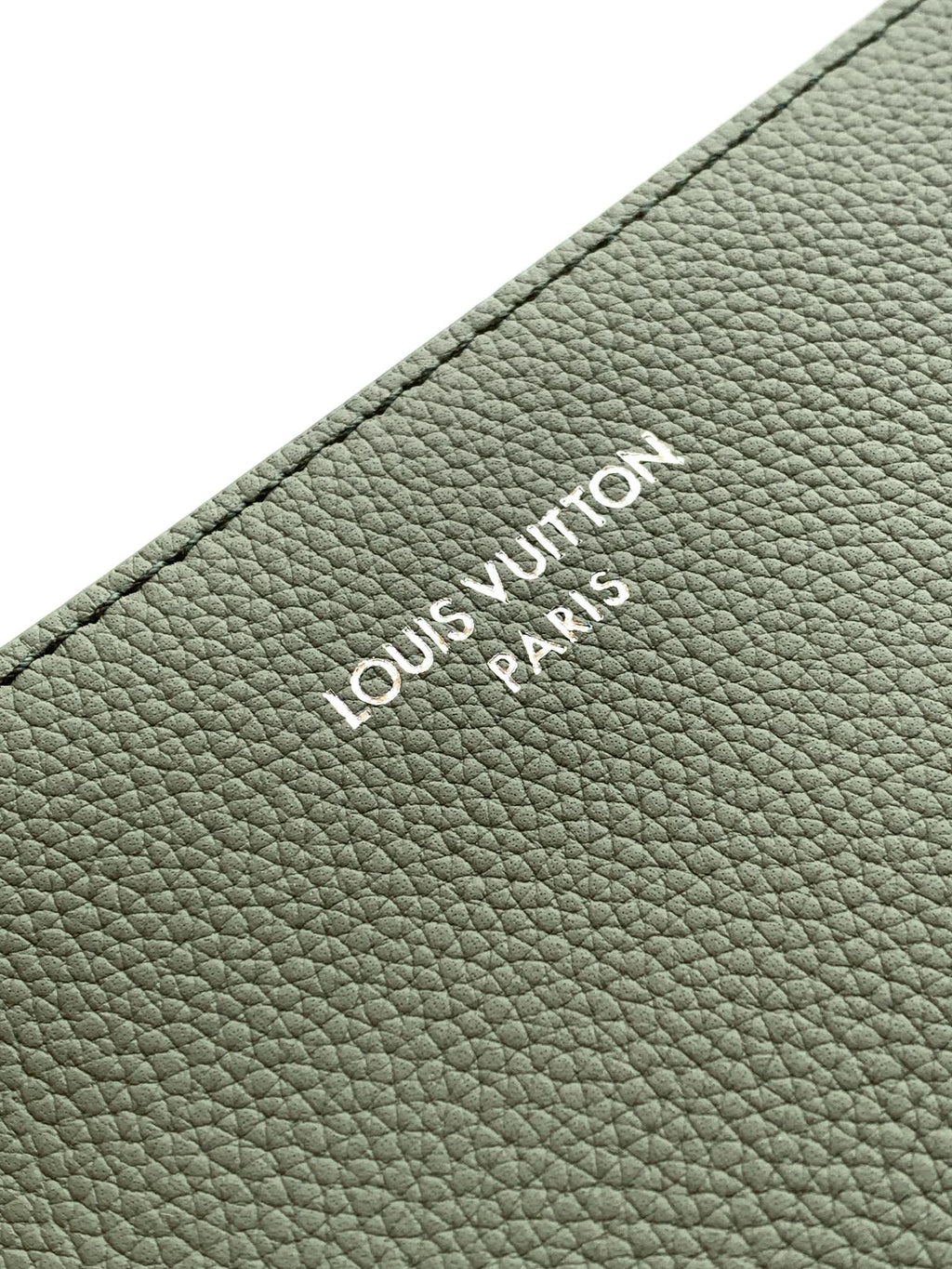 LV 26S VERSO HOBO BAG 33 IN PASTEL GREEN CALFSKIN