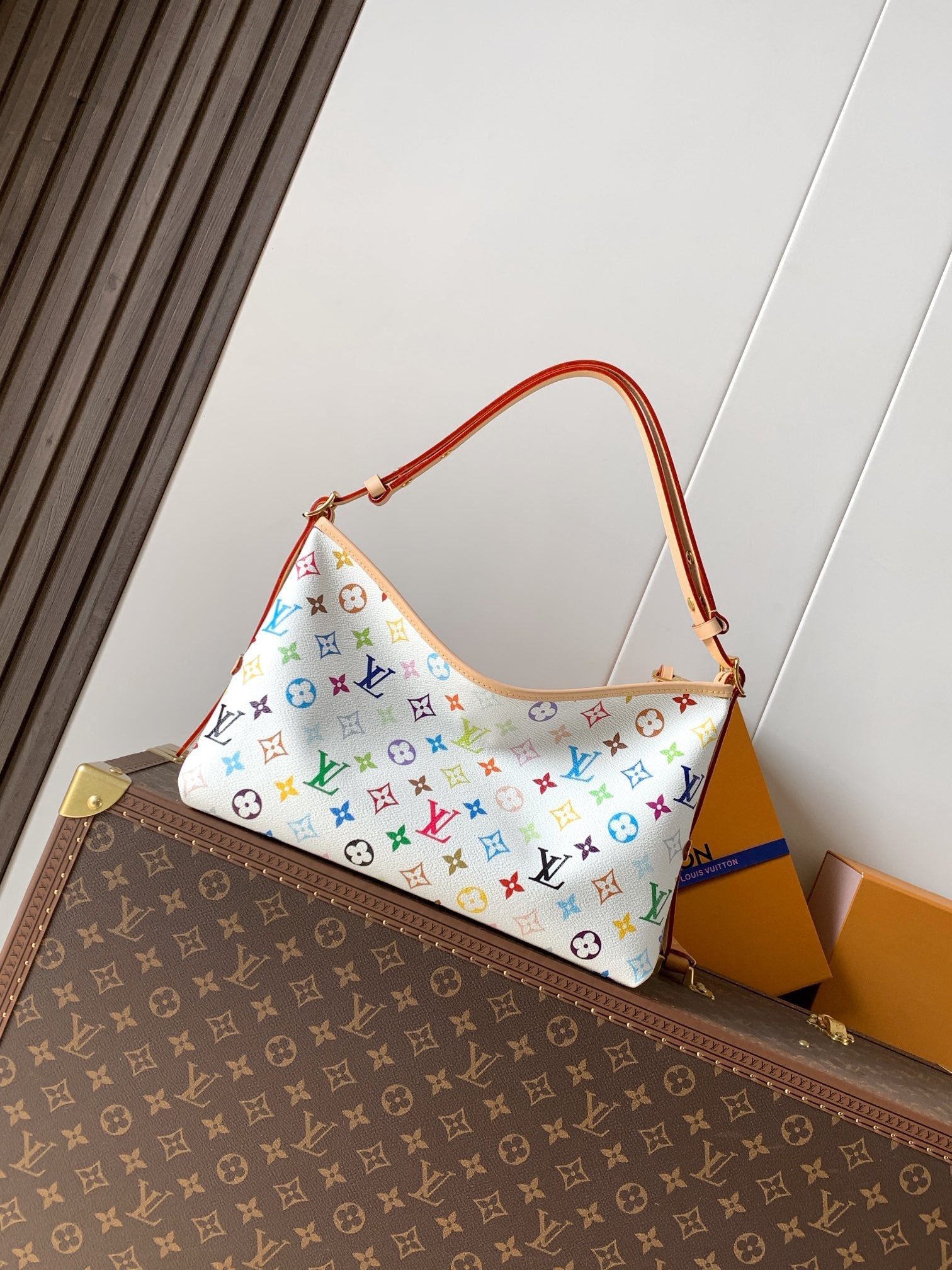 LV 26S CARRYALL EAST WEST BAG 36 IN WHITE CANVAS FABRIC