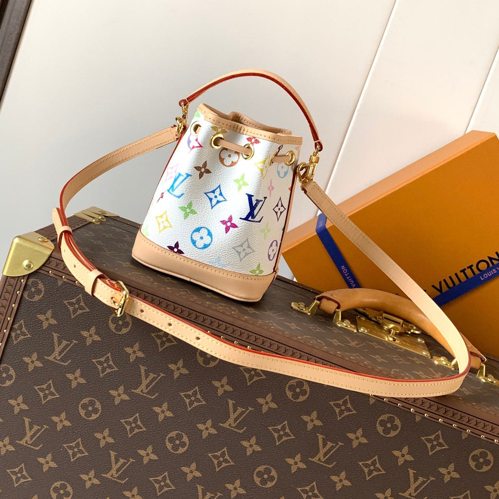 LV 26S NANO NOÉ 16 IN WHITE COATED CANVAS