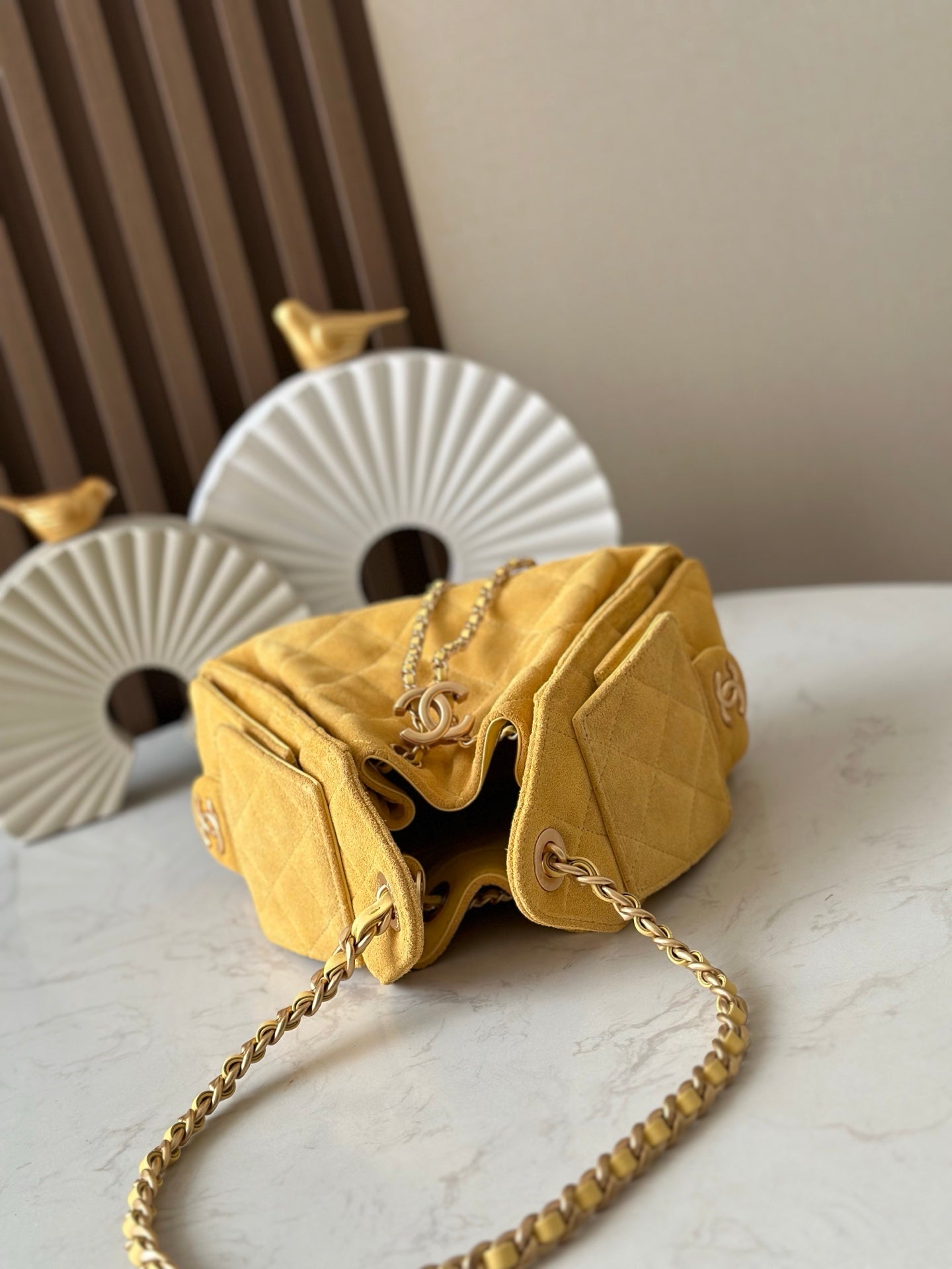 CHANEL 25S HOBO BAG 22 IN YELLOW SUEDE GOLD HARDWARE