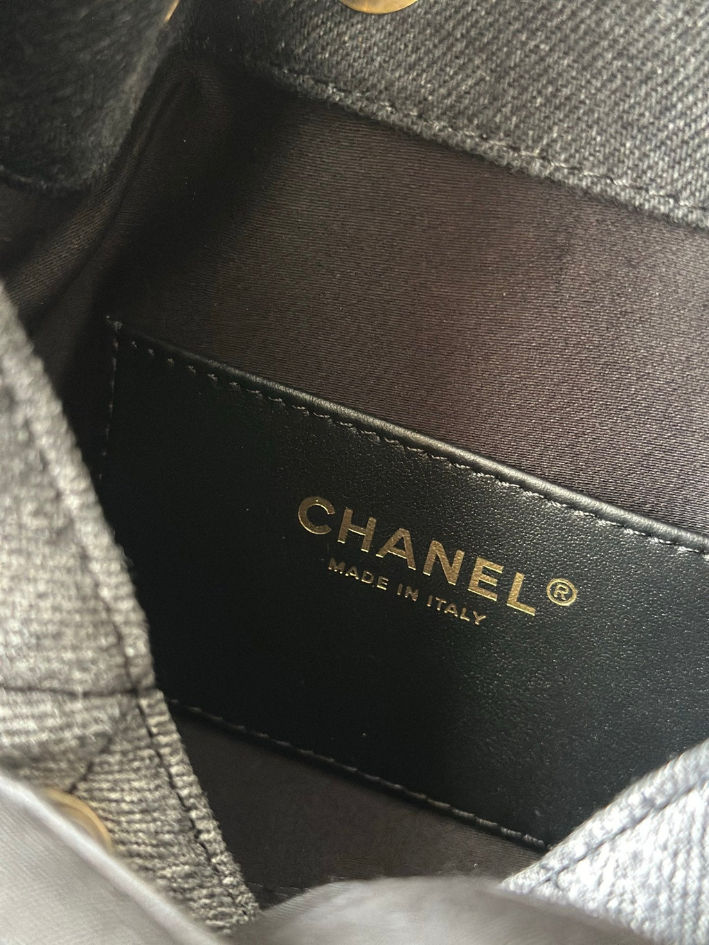 CHANEL 25S HOBO BAG 22 IN CHARCOAL GREY DENIM GOLD HARDWARE