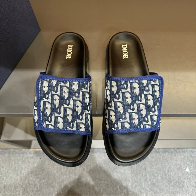 CD VELCRO STRAP SLIPPER AZURE JACQUARD