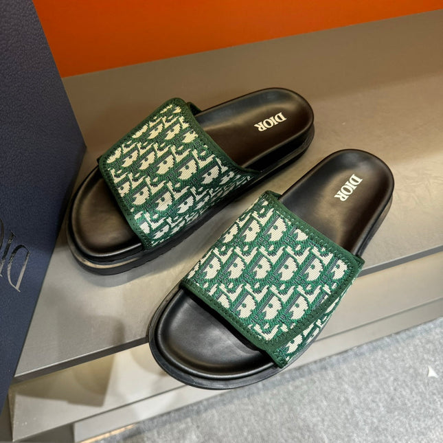 CD VELCRO STRAP SLIPPER DARK GREEN JACQUARD