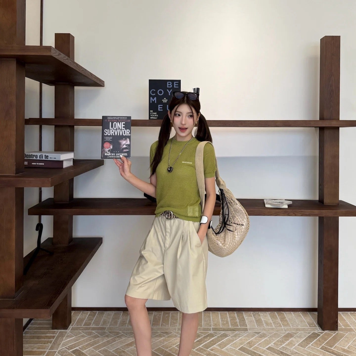 MIUMIU SHORT-SLEEVE KNIT TOP STYLE 409