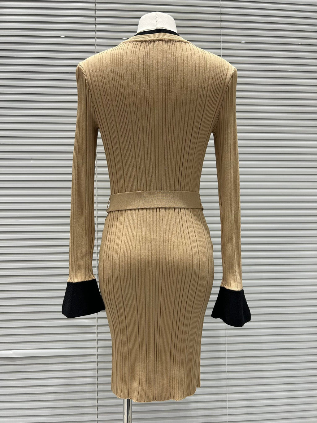 DRESS 25197