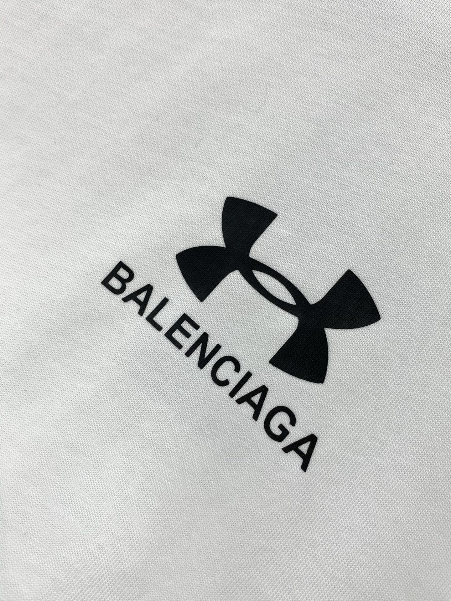 BALENCIAGA 26S SHORT SLEEVE T-SHIRT 038