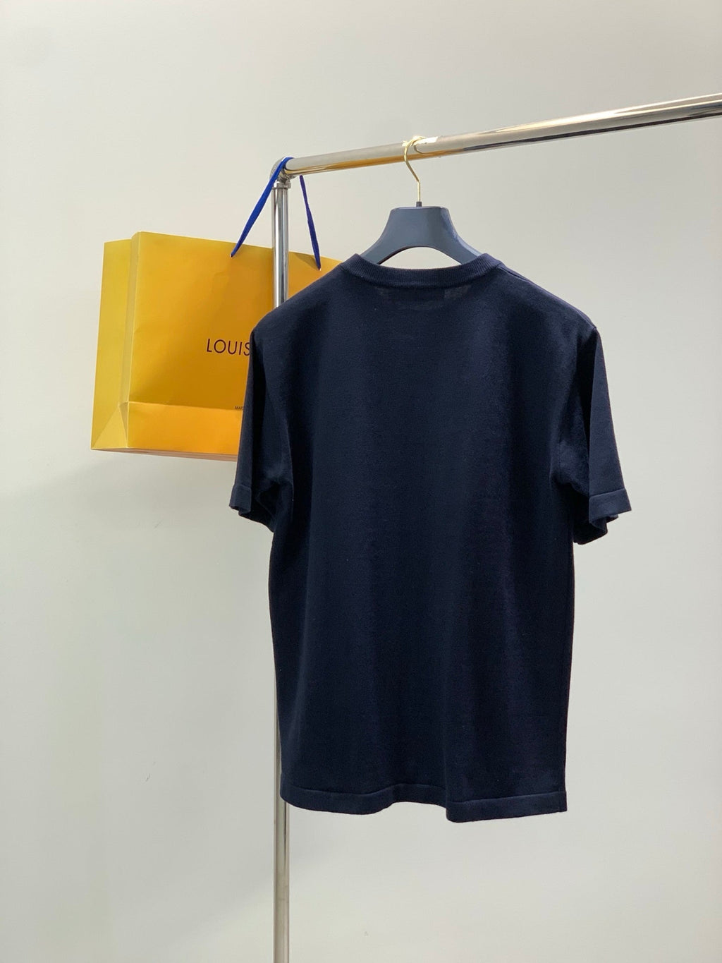 LV 26S T-SHIRT STYLE 209