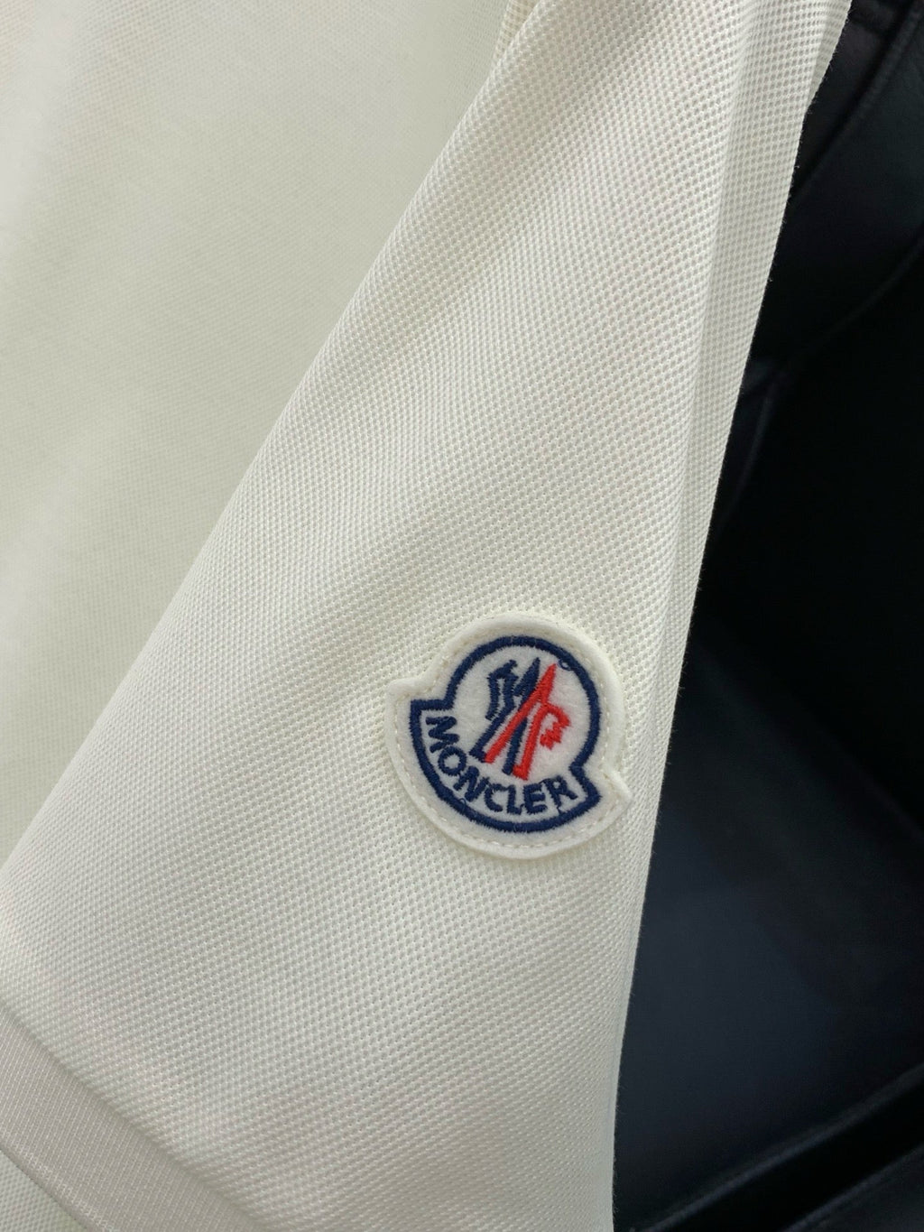 MONCLER 26S POLO SHIRT 589