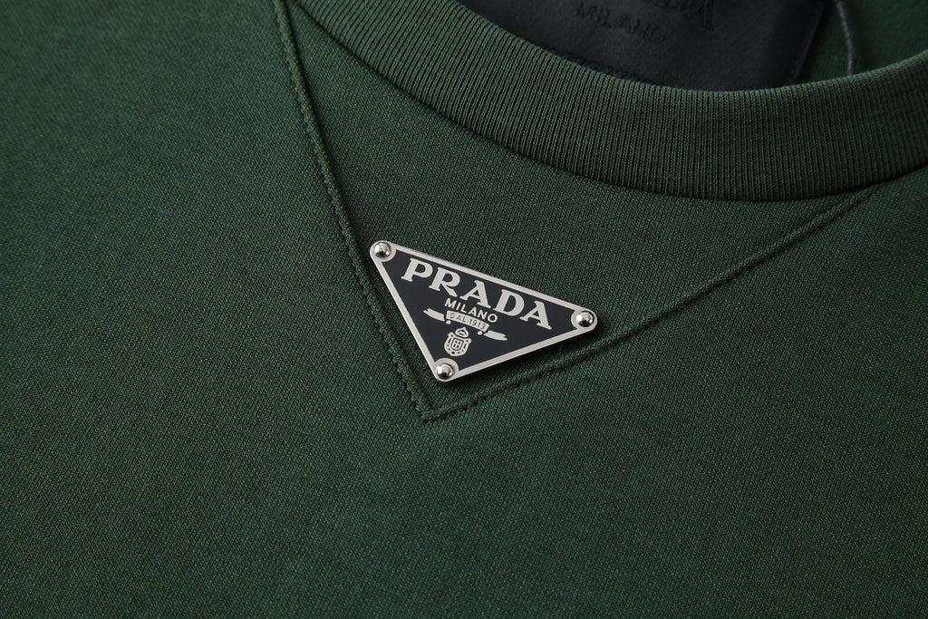 PRADA 26S SHORT SLEEVE T-SHIRT 693