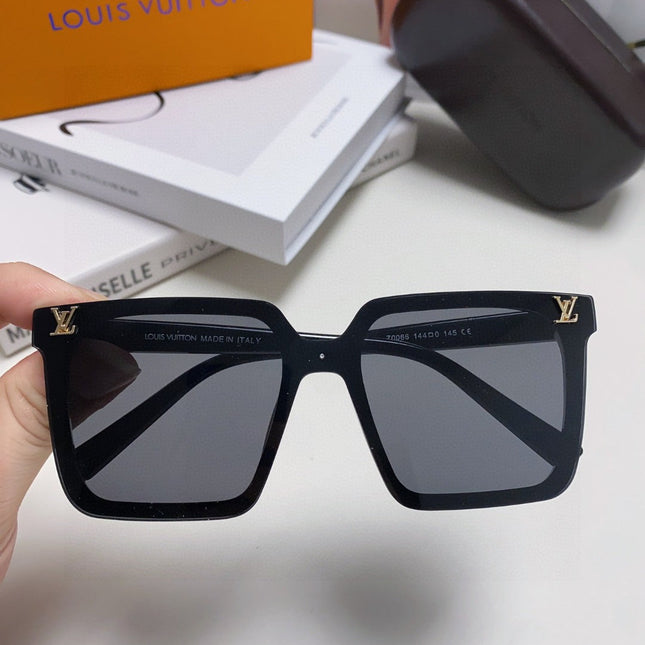 SQUARE SUNGLASS 581370 IN BLACK ACETATE