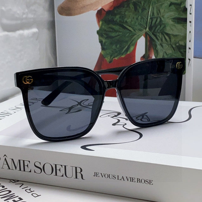 EMBOSSED LOGO BUTTERFLY FRAME SUNGLASSES 576876 IN ACETATE
