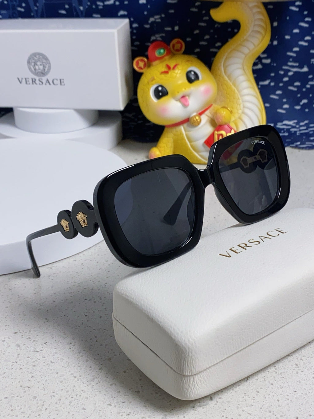 MEDUSA BIGGIE MAXI SQUARE FRAME SUNGLASSES 587283 IN ACETATE
