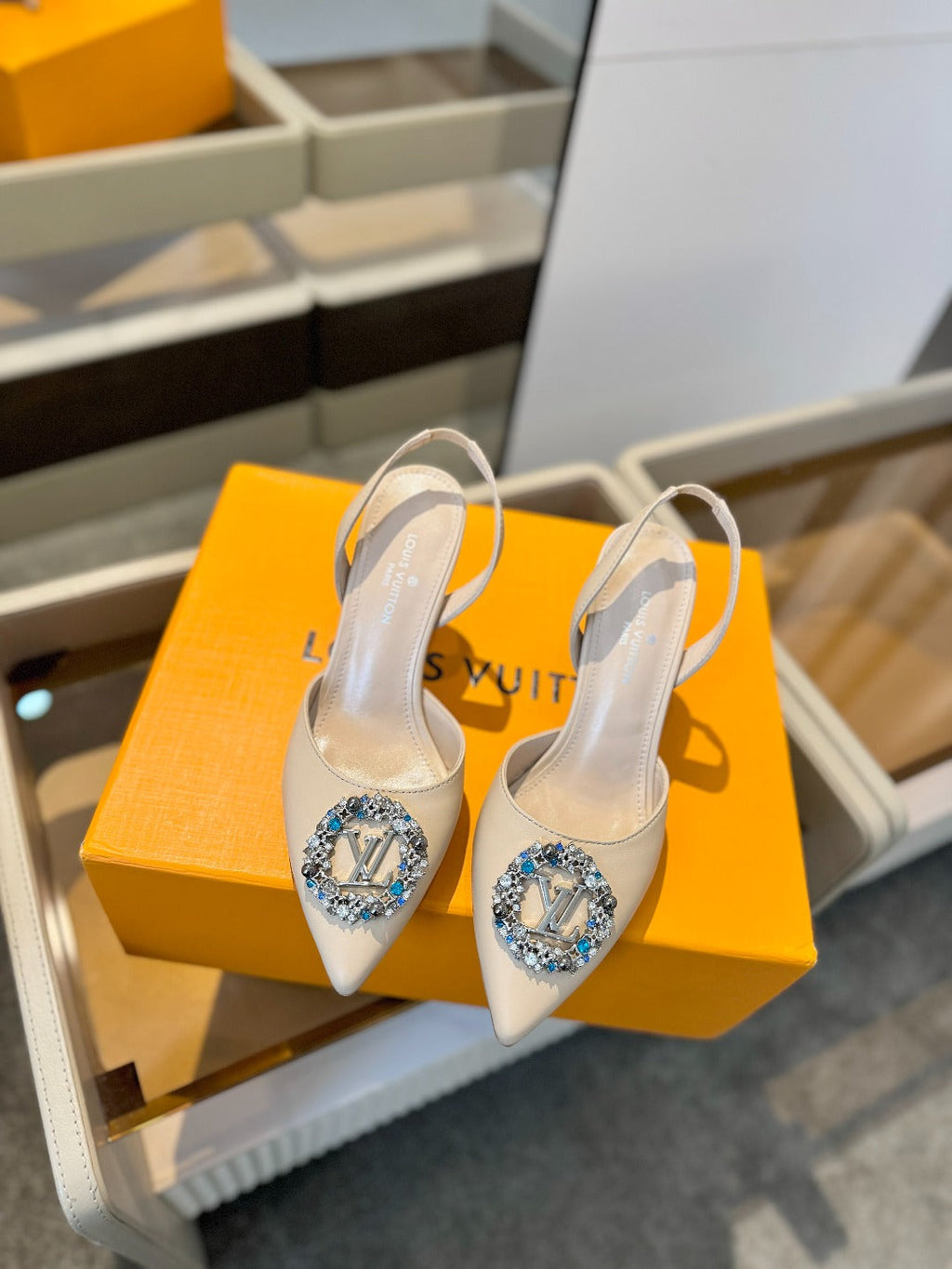HIGH HEEL 75 MM SLINGBACK IN NUDE BEIGE CALFSKIN WITH CRYSTAL