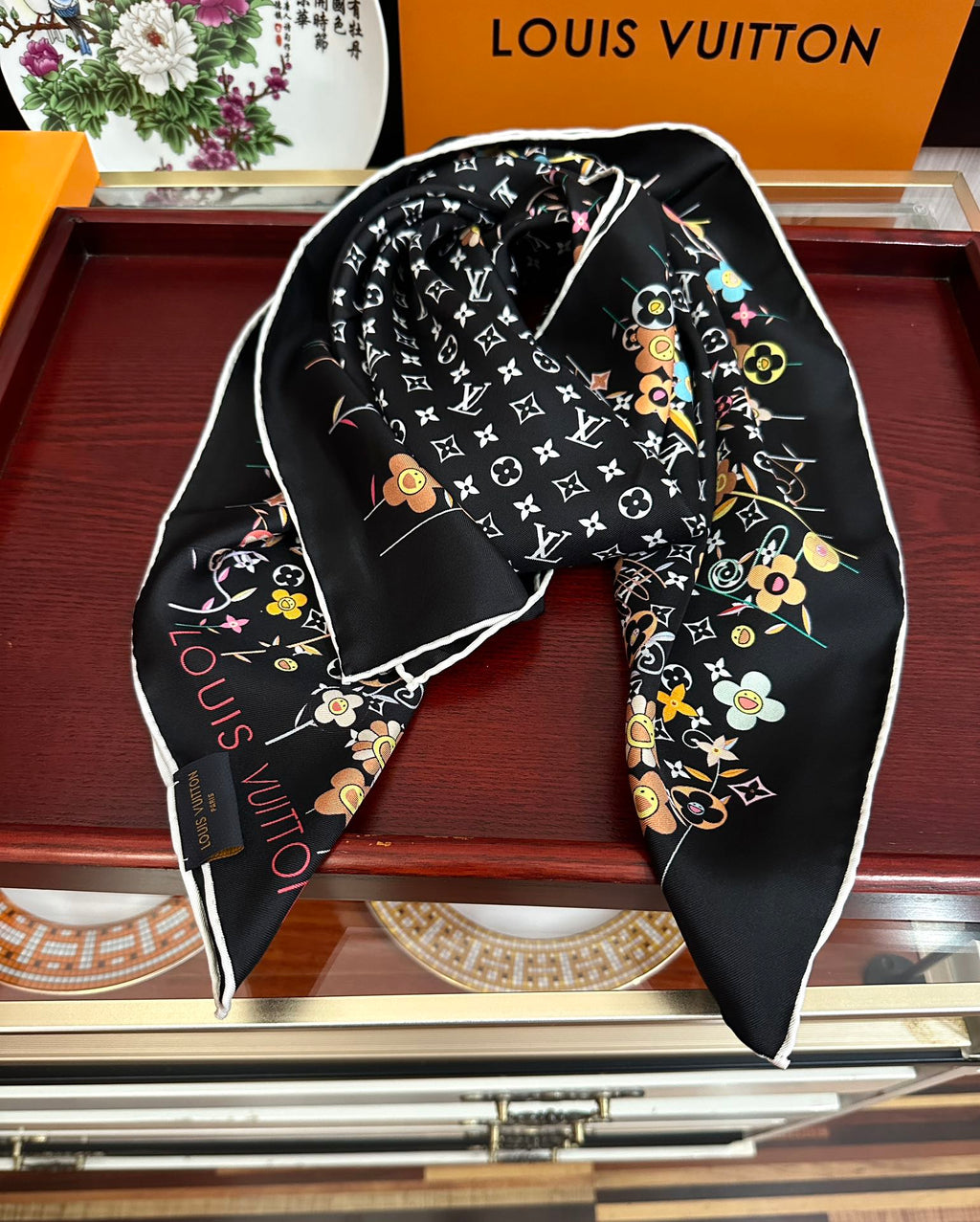 LV SCARF 90 CM IN SILK 730541