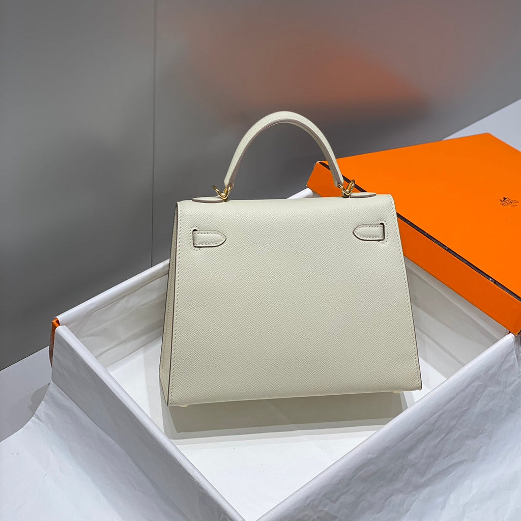 KELLY 25CM IN NATA EPSOM CALFSKIN GOLD HARDWARE