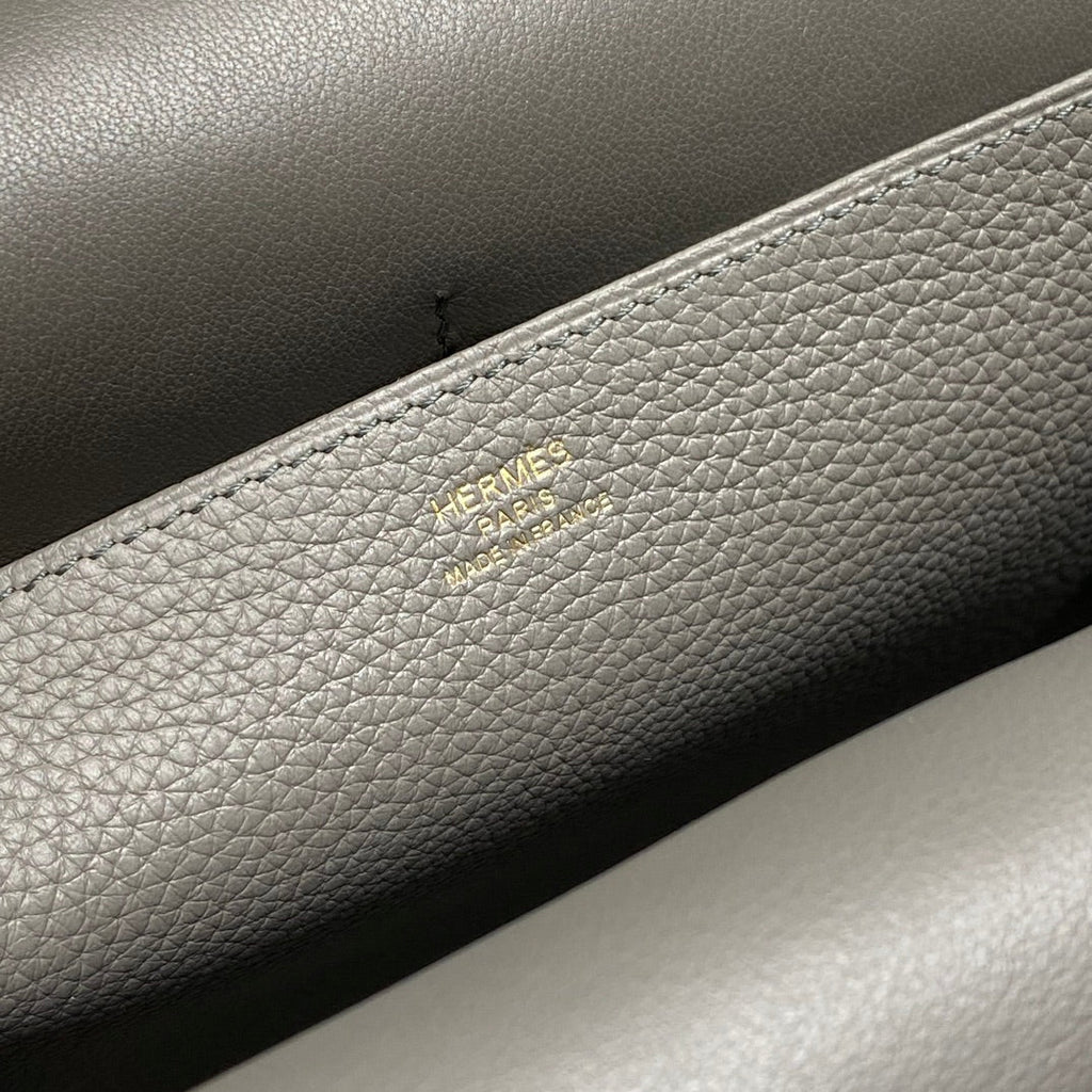 HALZAN 25 HANDLE BAG IN GREY GRAINED CALFSKIN