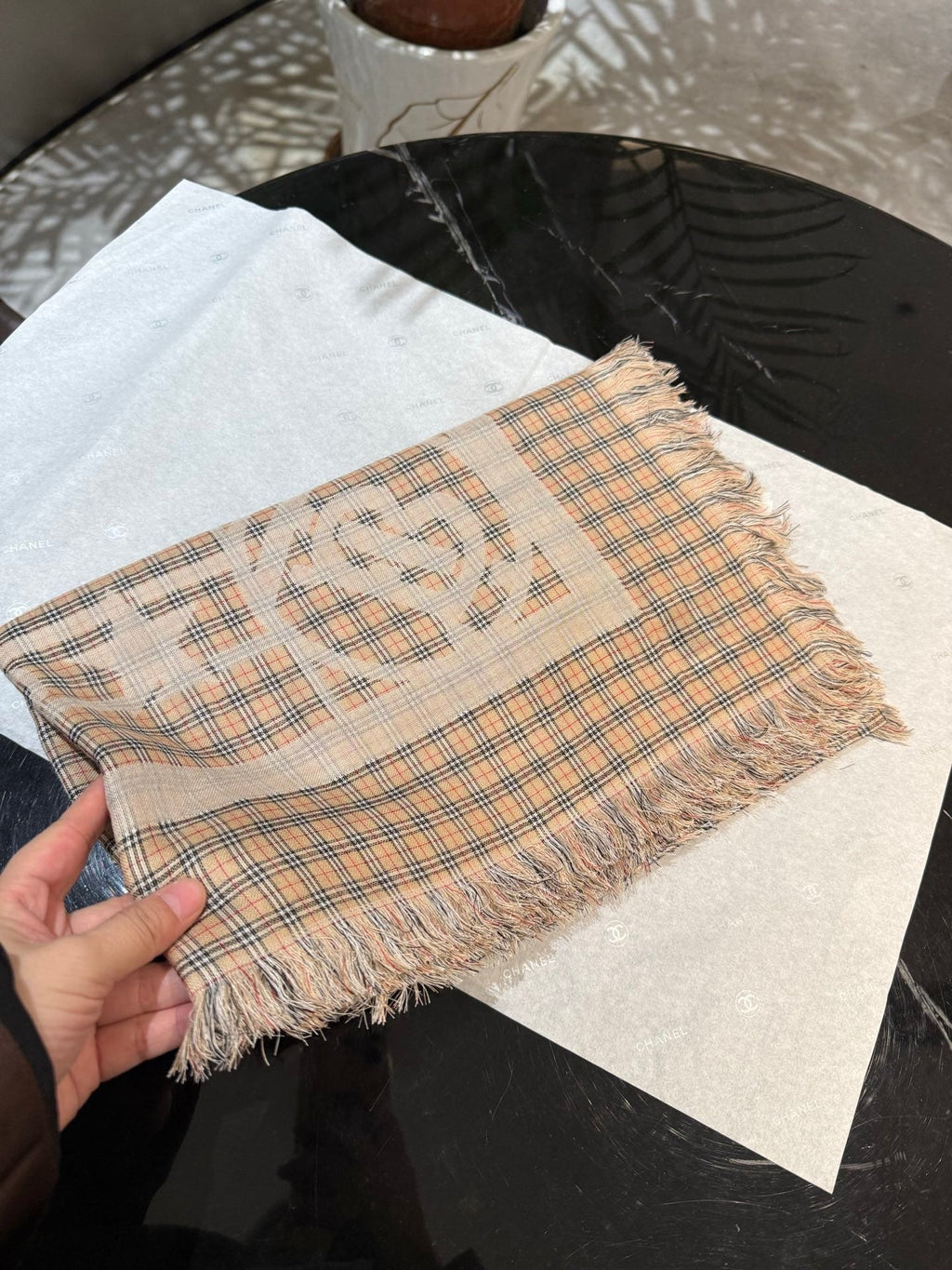 BURBERRY 26S SCARF 130CM IN CASHMERE 215168