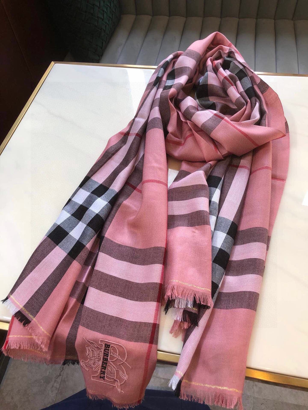 BURBERRY 26S SCARF 200CM IN CASHMERE 215174