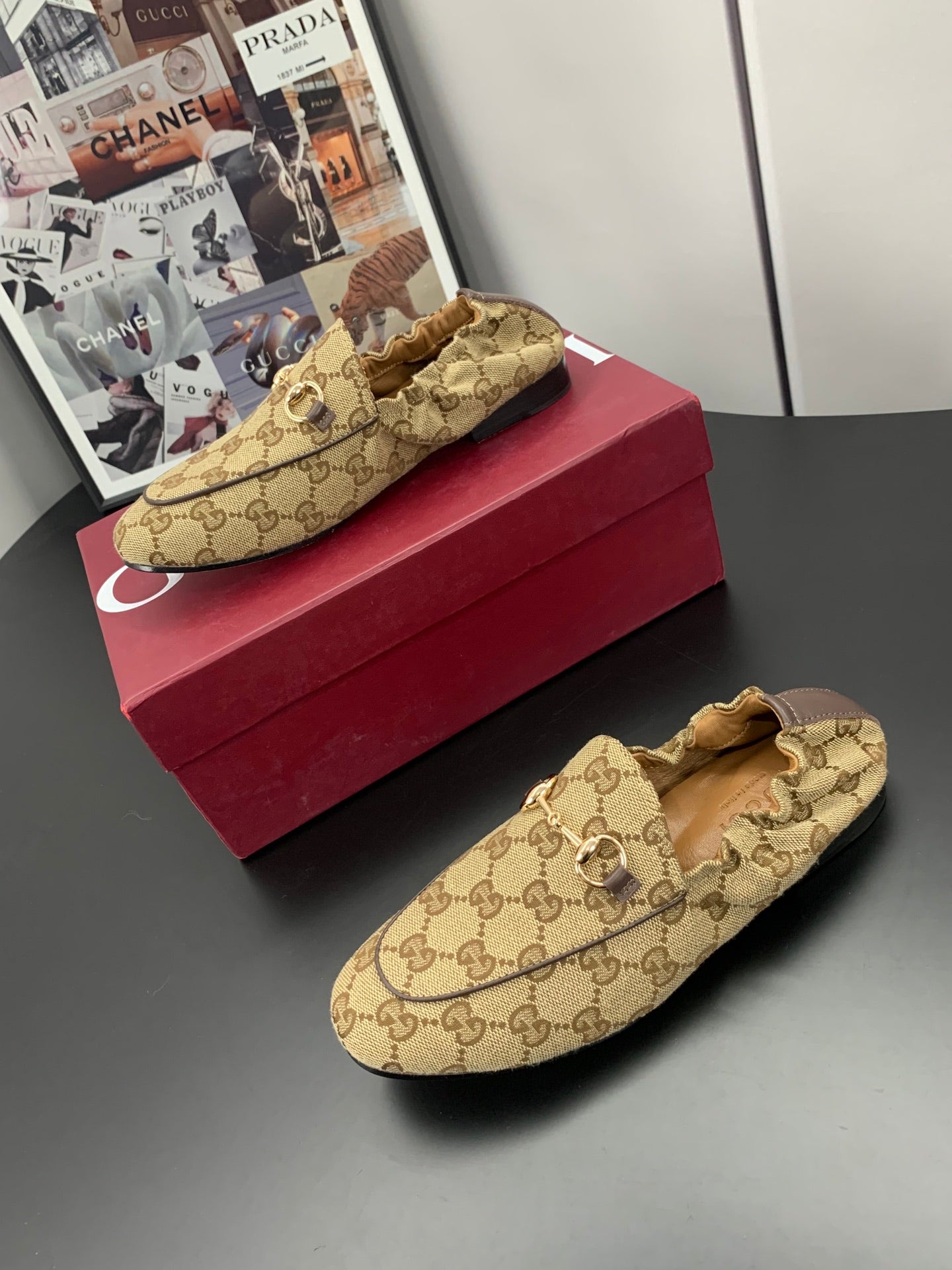 GUCCI 26S LOAFERS IN DARK BEIGE CANVAS